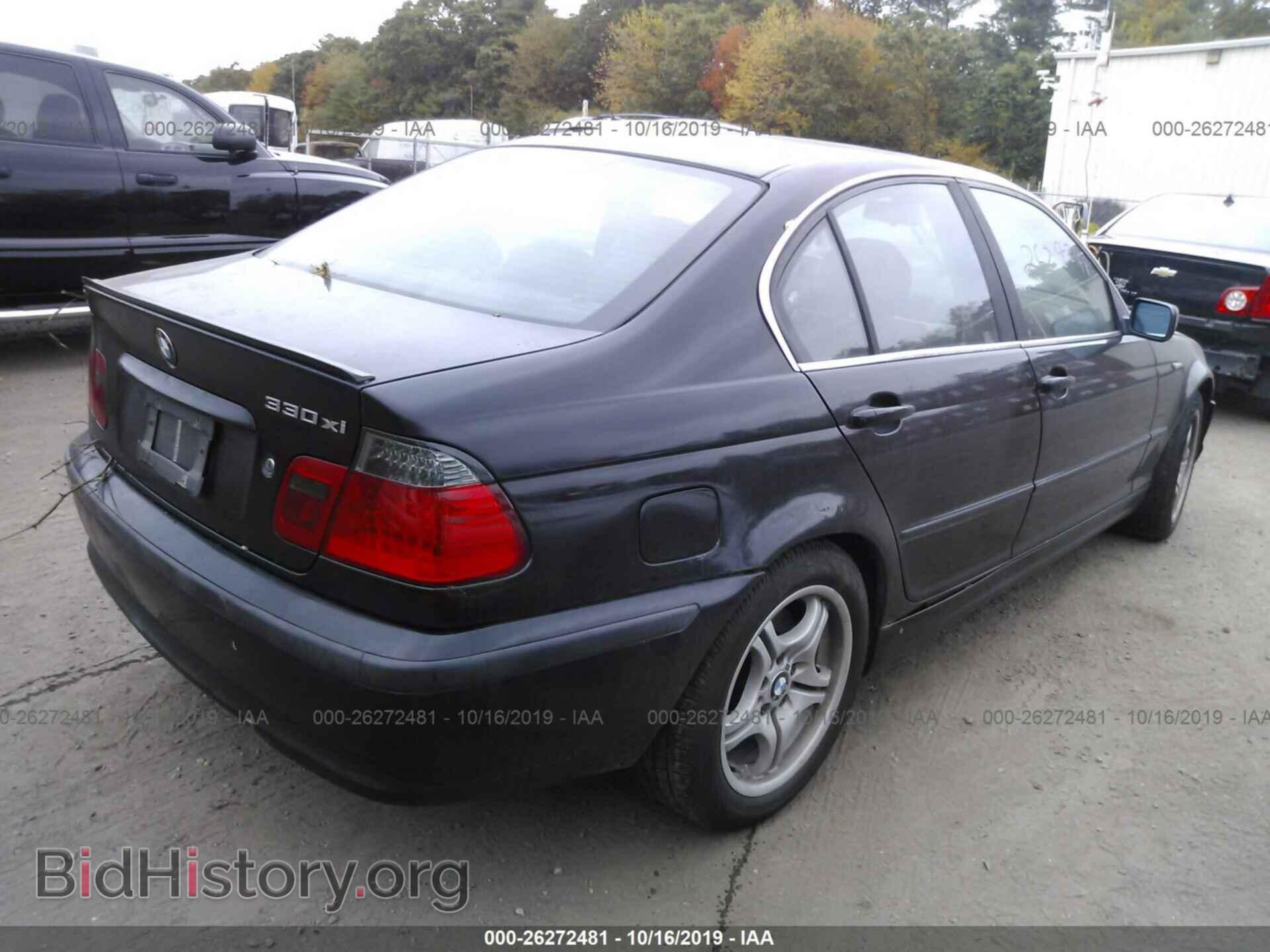 2003 BMW 330 - VIN: WBAEW53403PG10055 - Photo 4