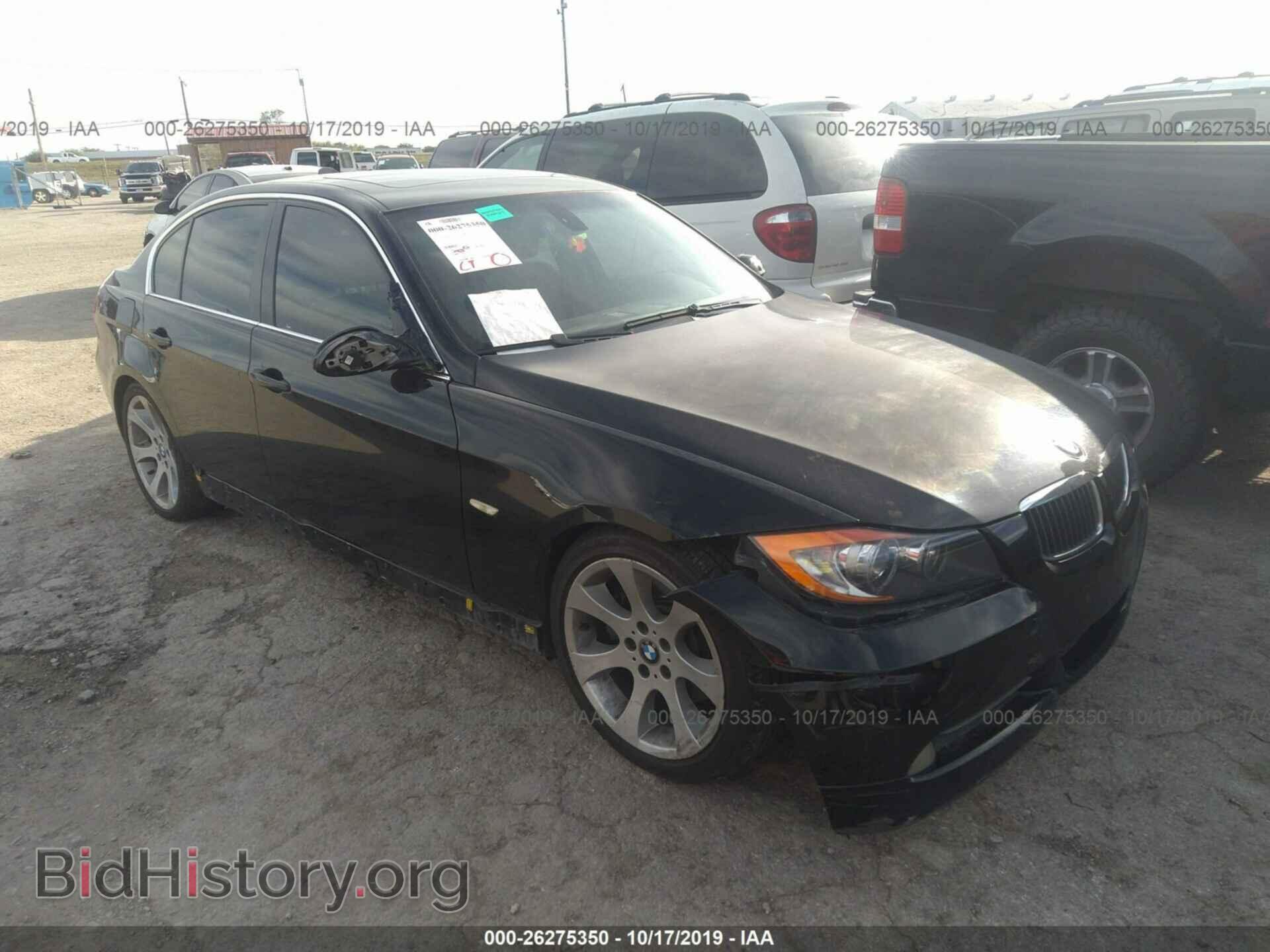 Photo WBAVB33586PS17401 - BMW 330 2006