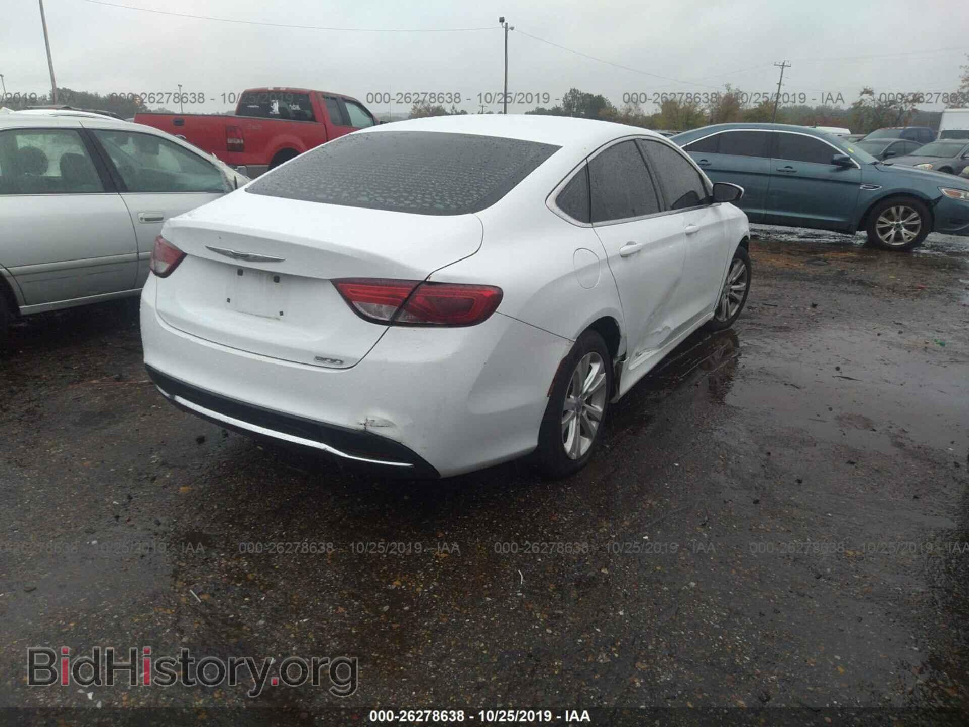 2015 Chrysler 200 - VIN: 1C3CCCABXFN684805 - Photo 4