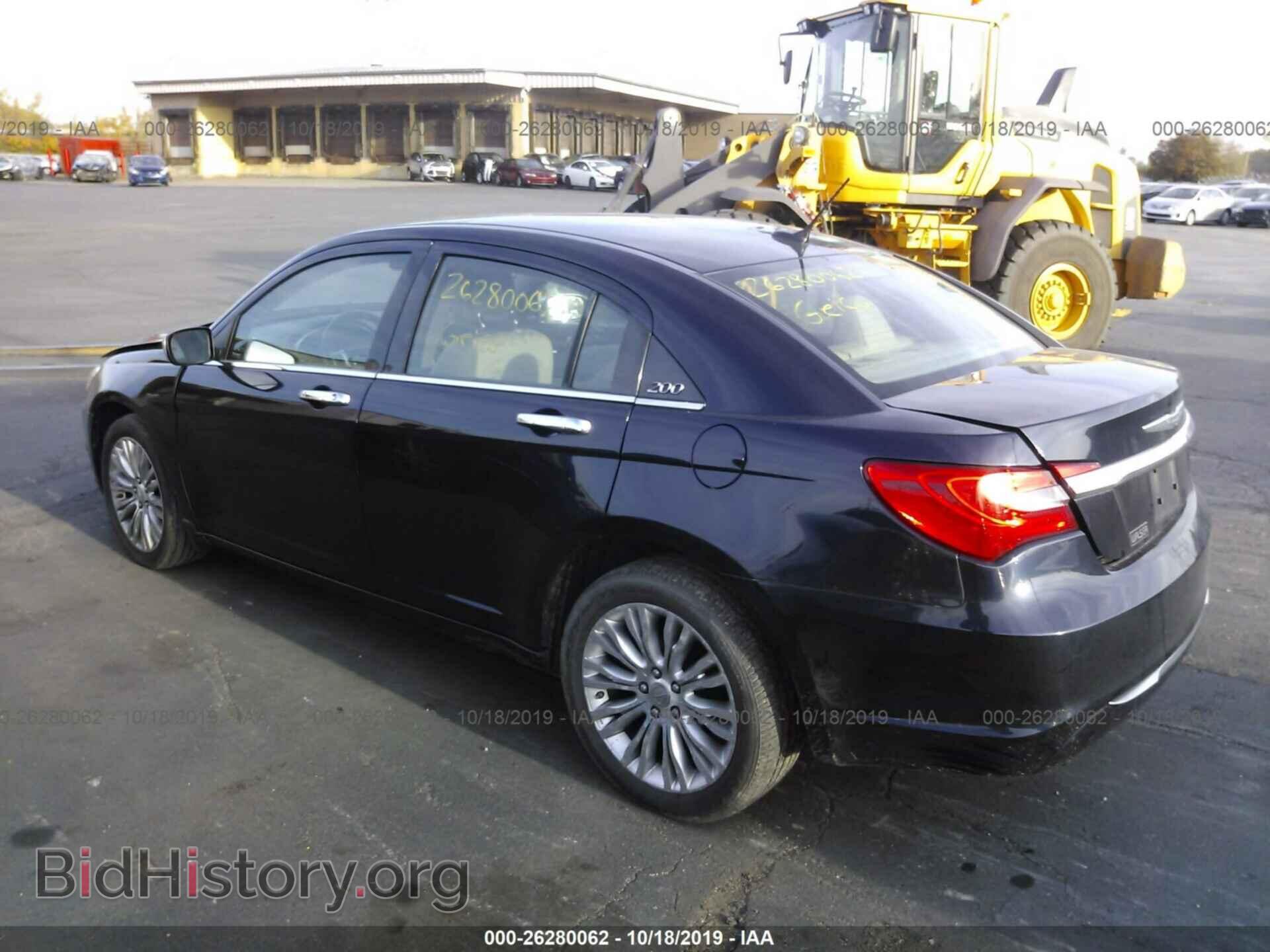 2011 CHRYSLER 200 - VIN: 1C3BC2FG7BN505995 - Фото 3