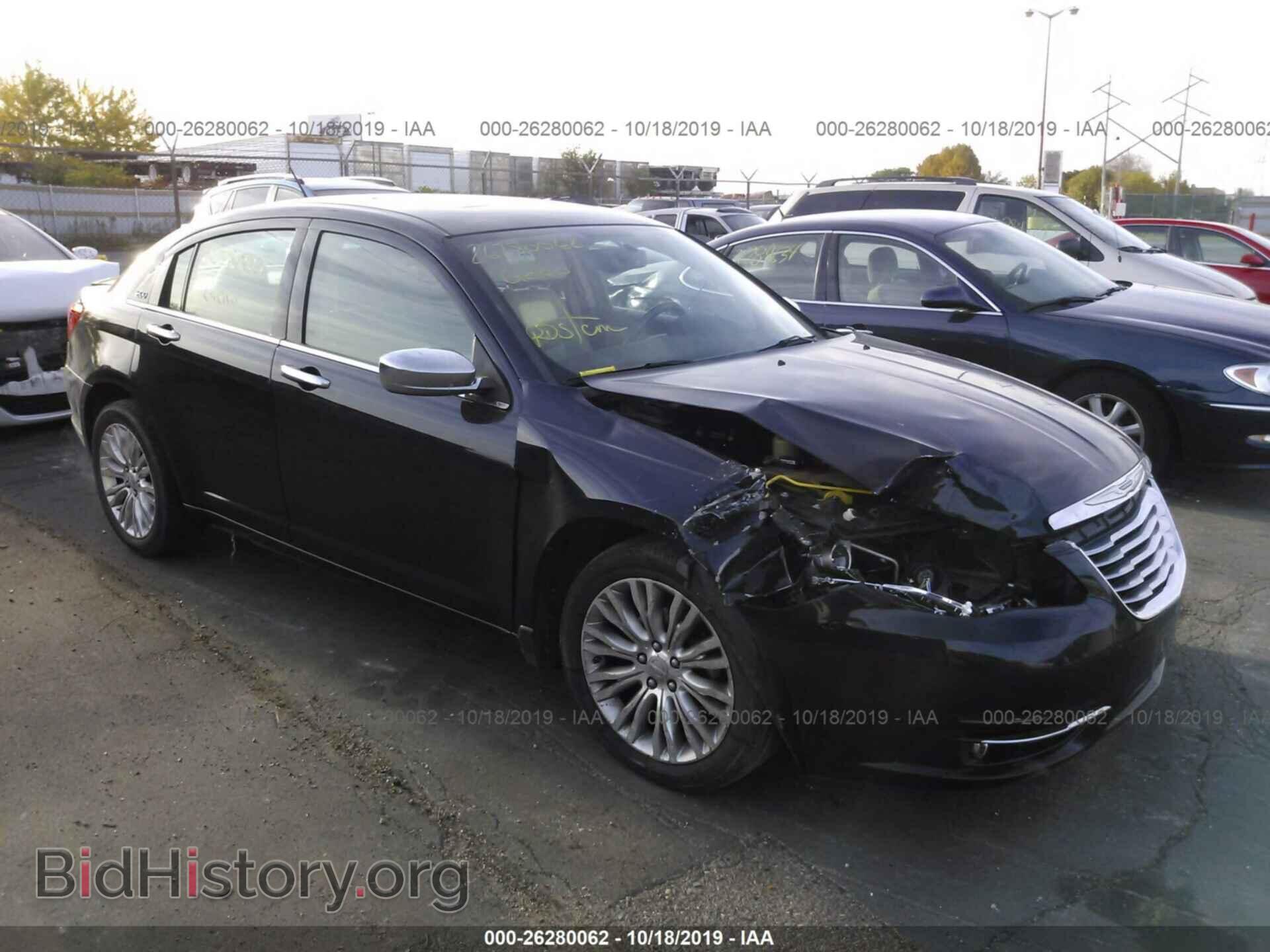 2011 CHRYSLER 200 - VIN: 1C3BC2FG7BN505995 - Фото 6