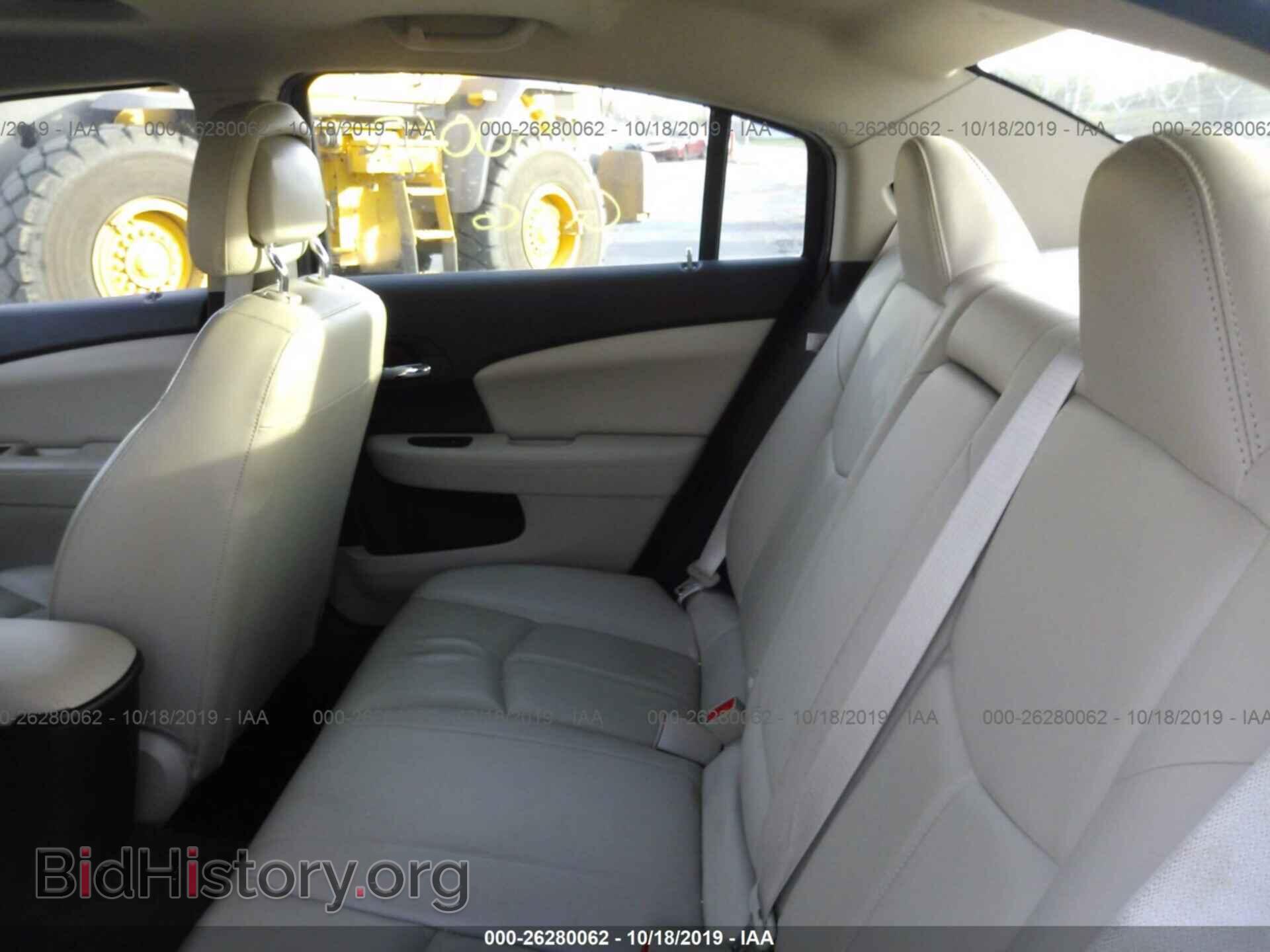 2011 CHRYSLER 200 - VIN: 1C3BC2FG7BN505995 - Фото 8