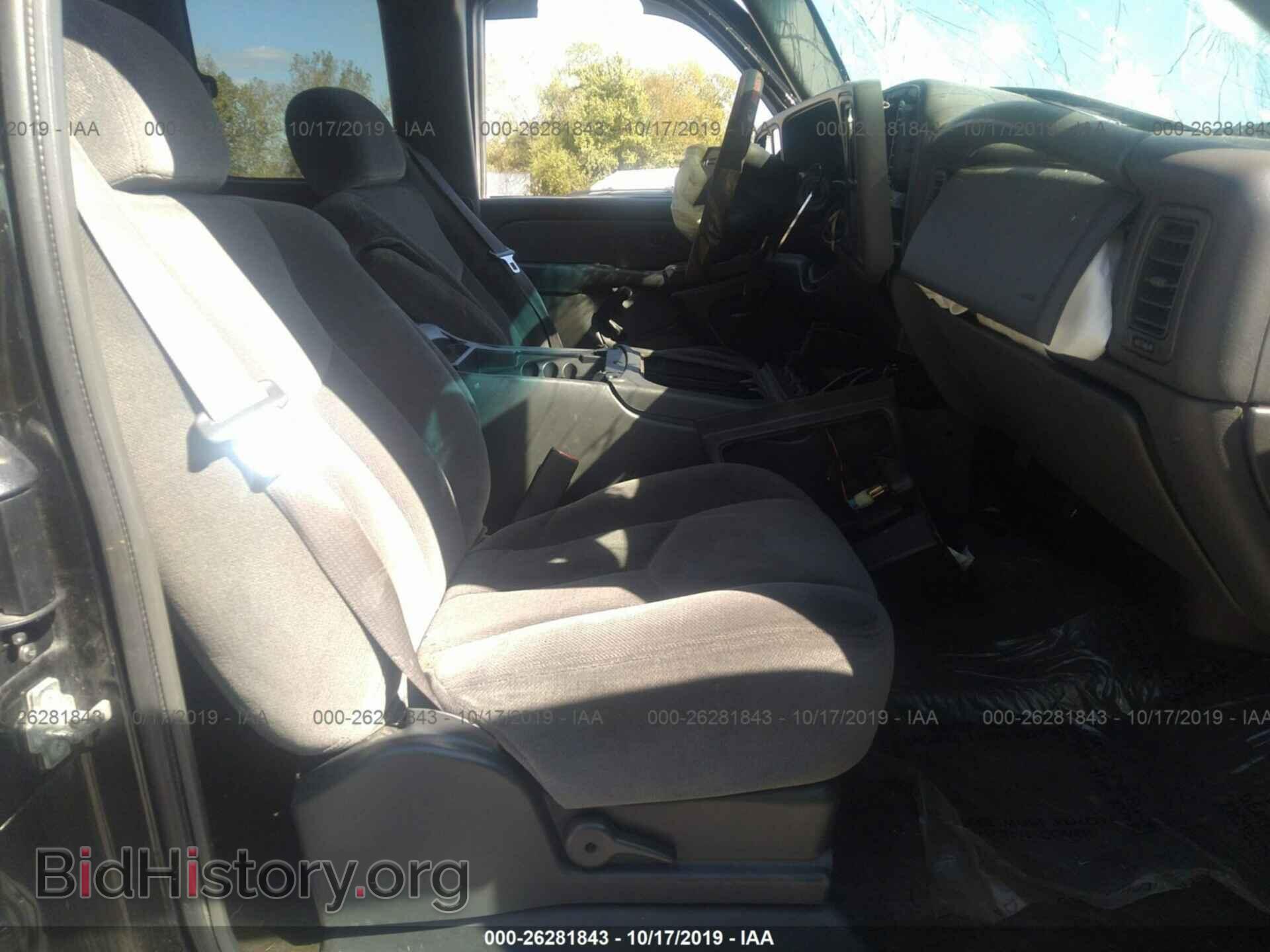2005 GMC NEW SIERRA - VIN: 2GTEK19T151237479 - Фото 5