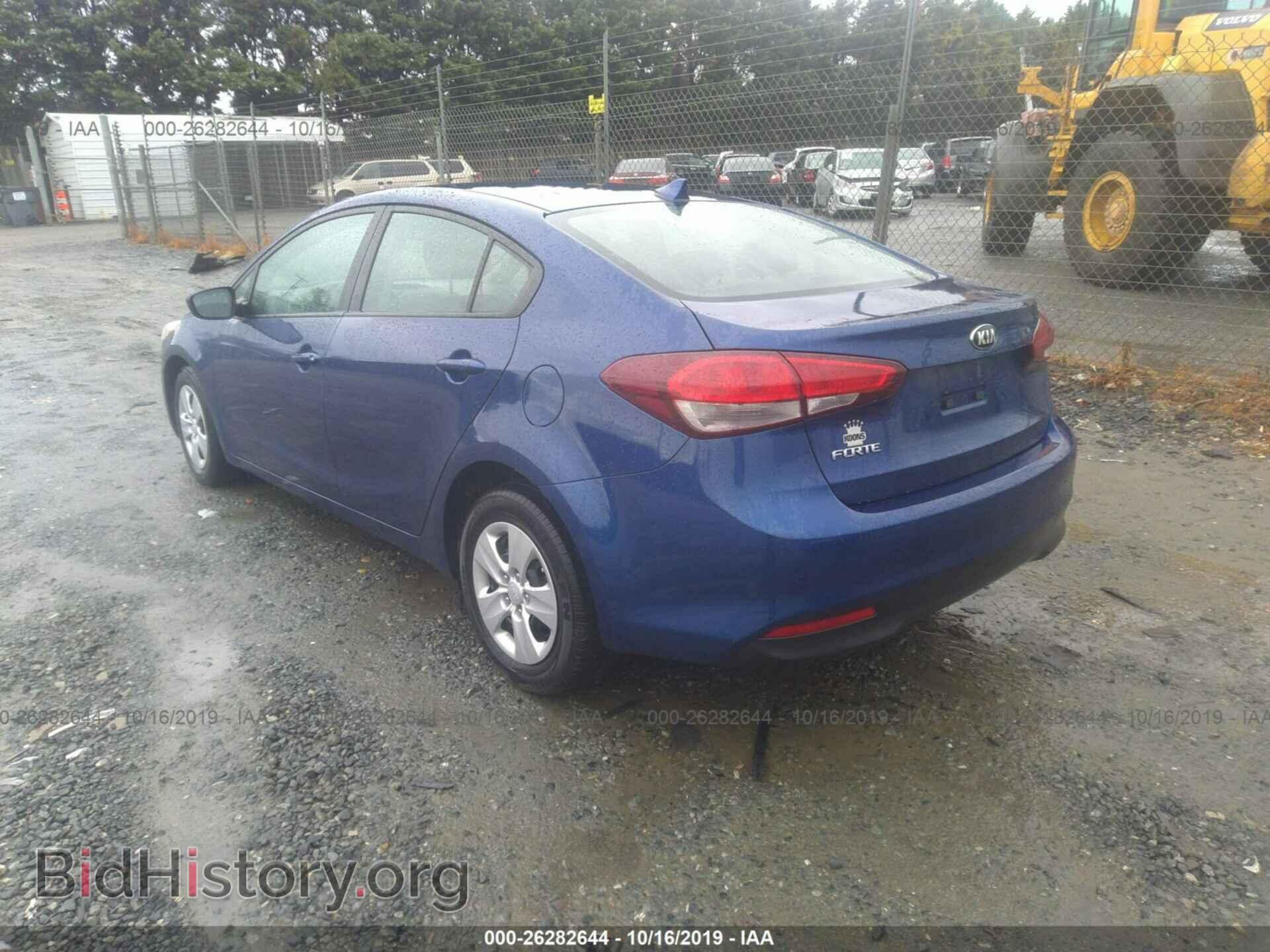 2017 KIA FORTE - VIN: 3KPFK4A74HE144452 - Photo 3