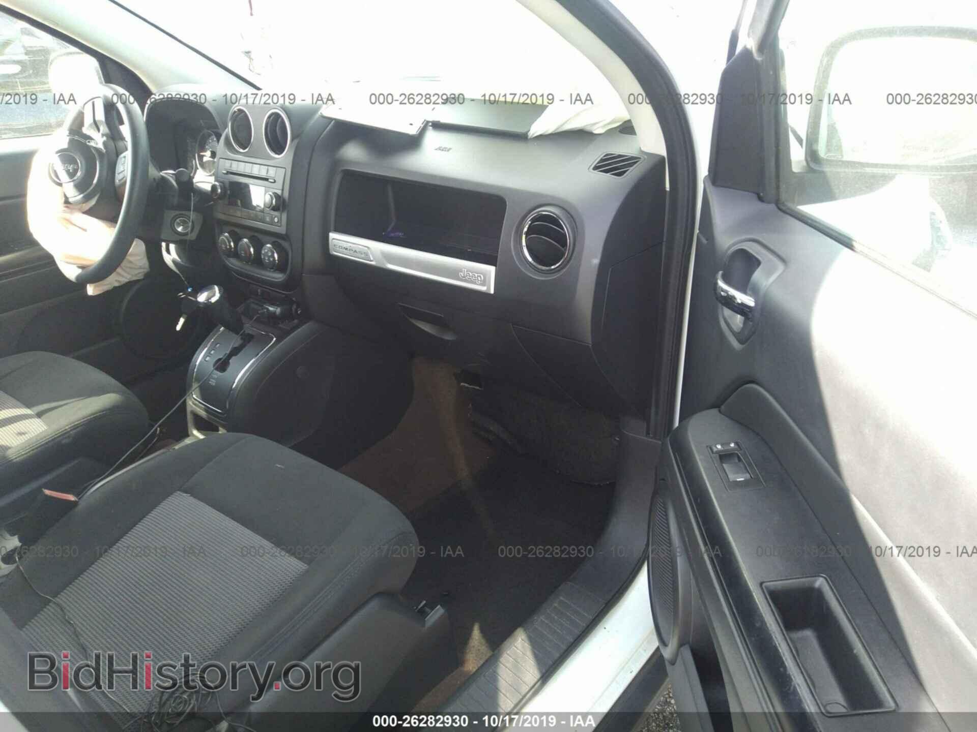 2014 JEEP COMPASS - VIN: 1C4NJCBAXED749690 - Фото 5