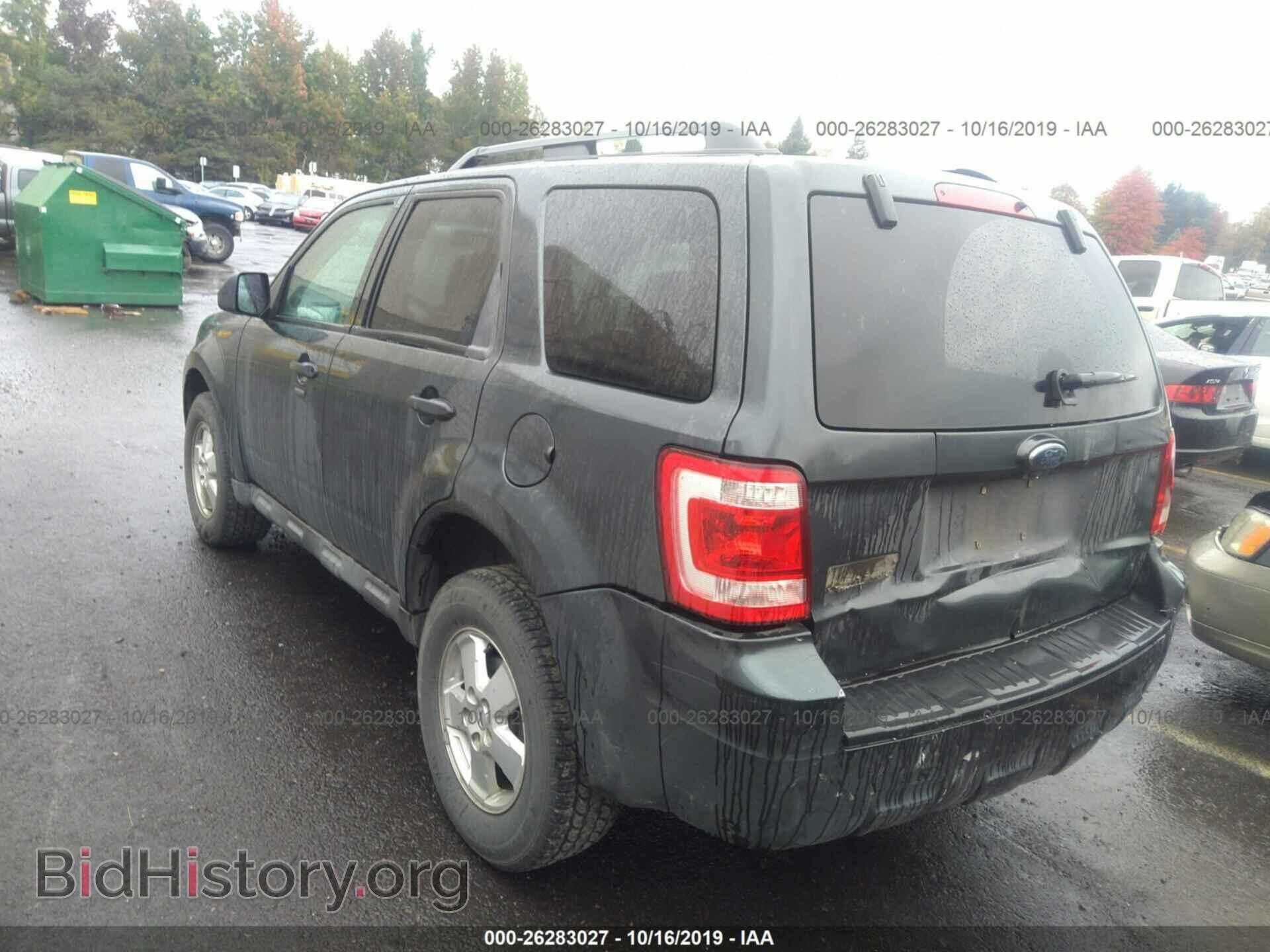 2009 FORD ESCAPE - VIN: 1FMCU03789KA99450 - Фото 3
