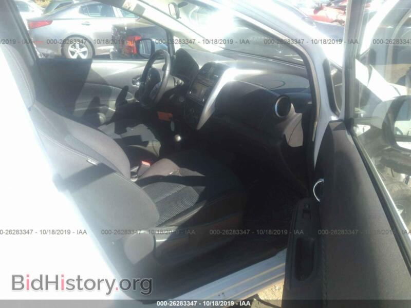 2016 Nissan VERSA NOTE (VIN 3N1CE2CP8GL361690) — photo 5 of 10