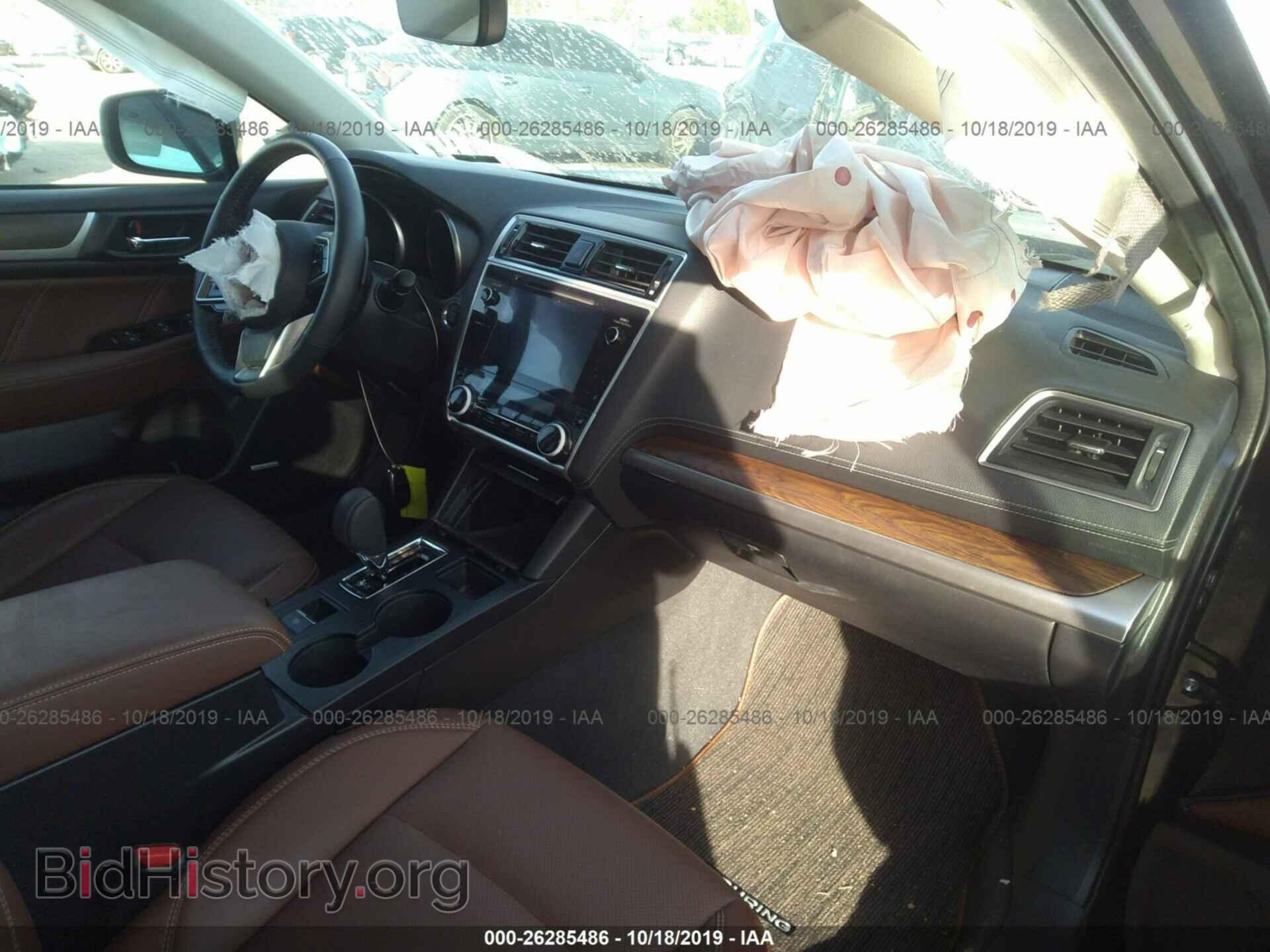 2018 SUBARU OUTBACK - VIN: 4S4BSATC6J3215652 - Фото 5