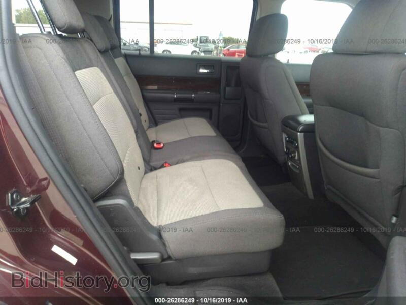 2011 Ford FLEX (VIN 2FMGK5CC8BBD18764) — фото 8 из 10