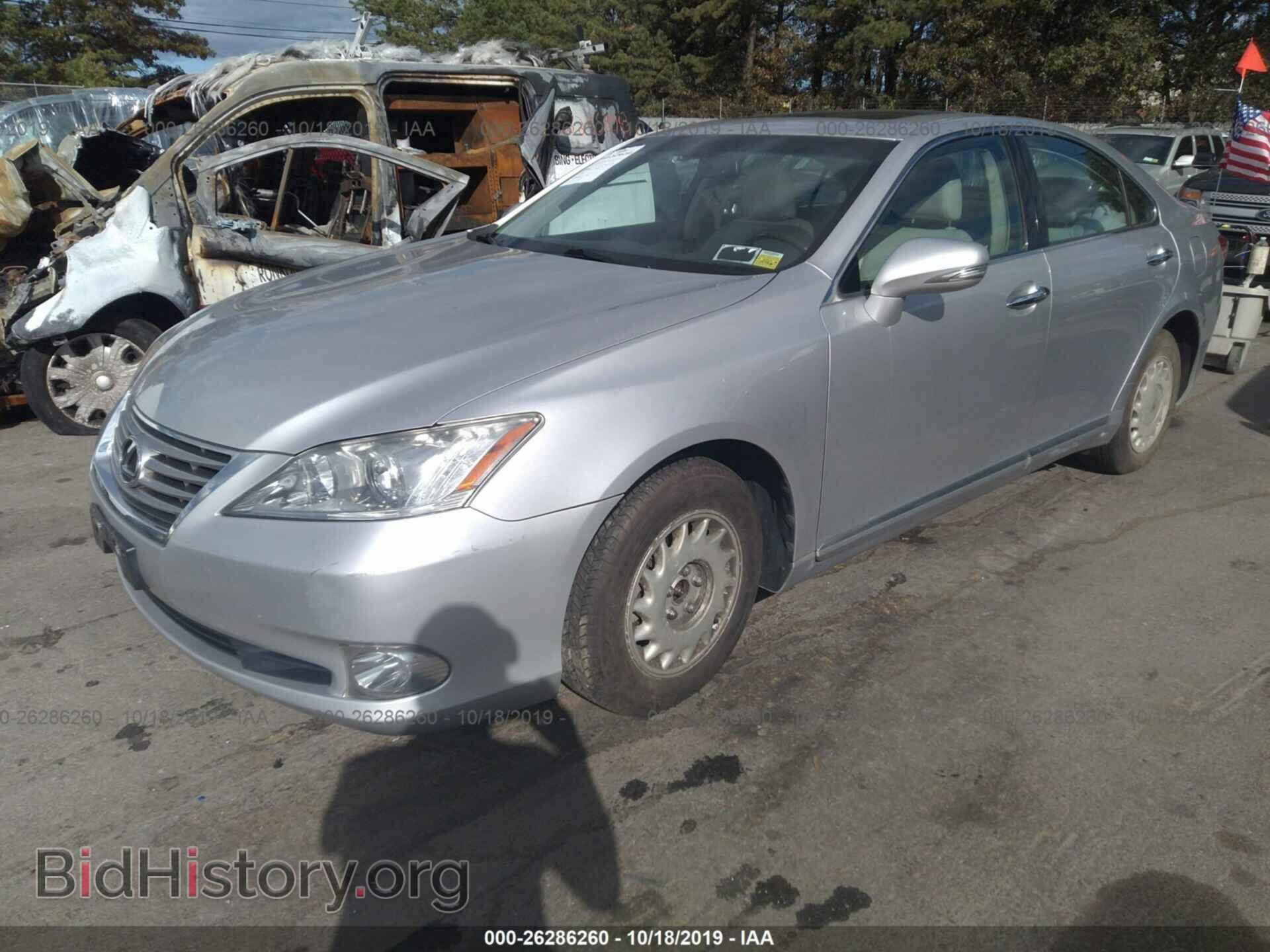 2011 LEXUS ES - VIN: JTHBK1EG2B2414787 - Фото 2