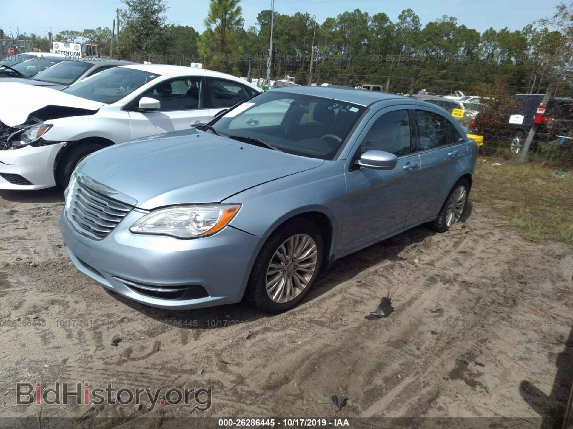 2012 CHRYSLER 200 - VIN: 1C3CCBAB9CN138633 - Photo 2