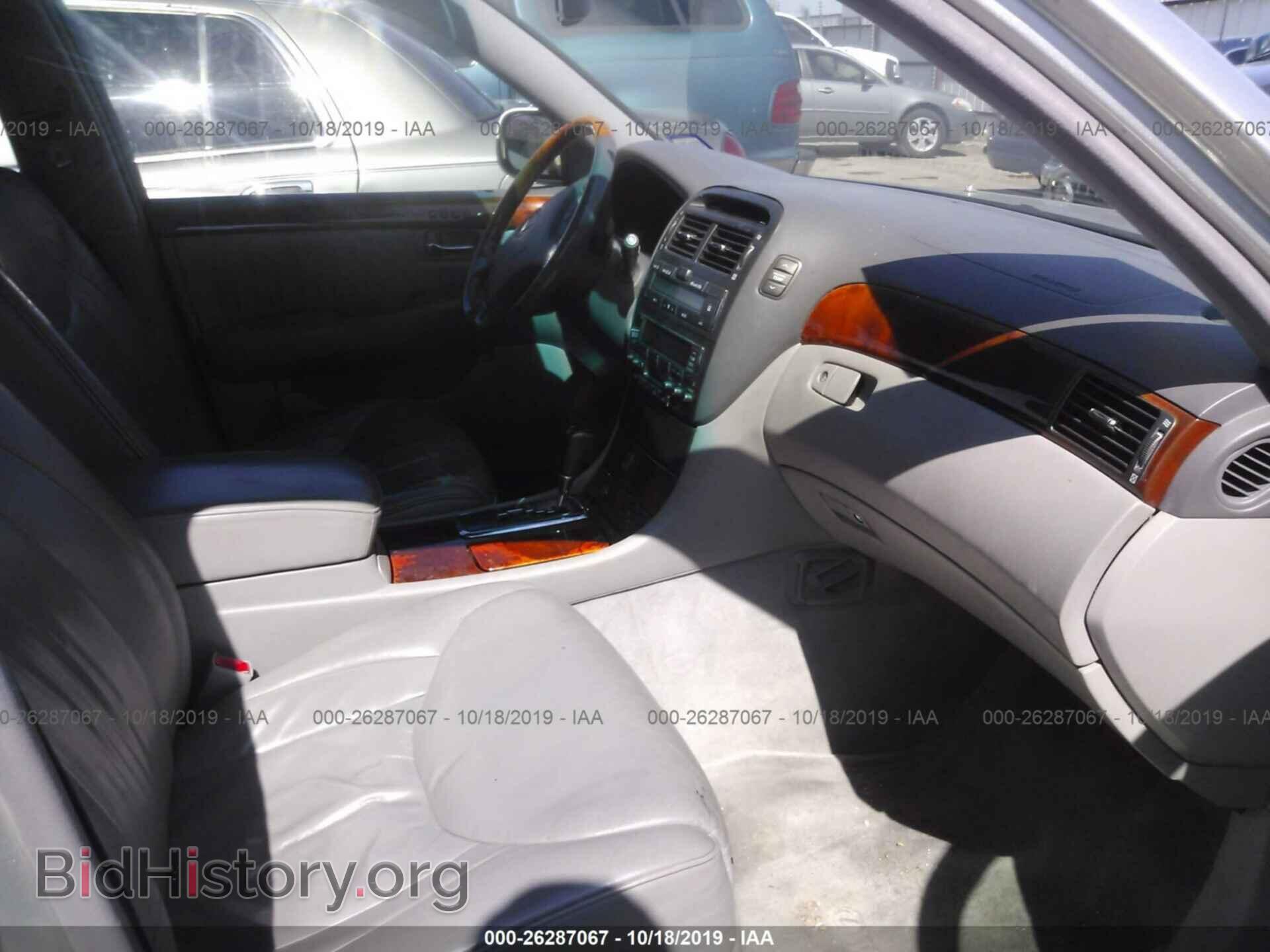 2001 LEXUS LS - VIN: JTHBN30F310022378 - Photo 5