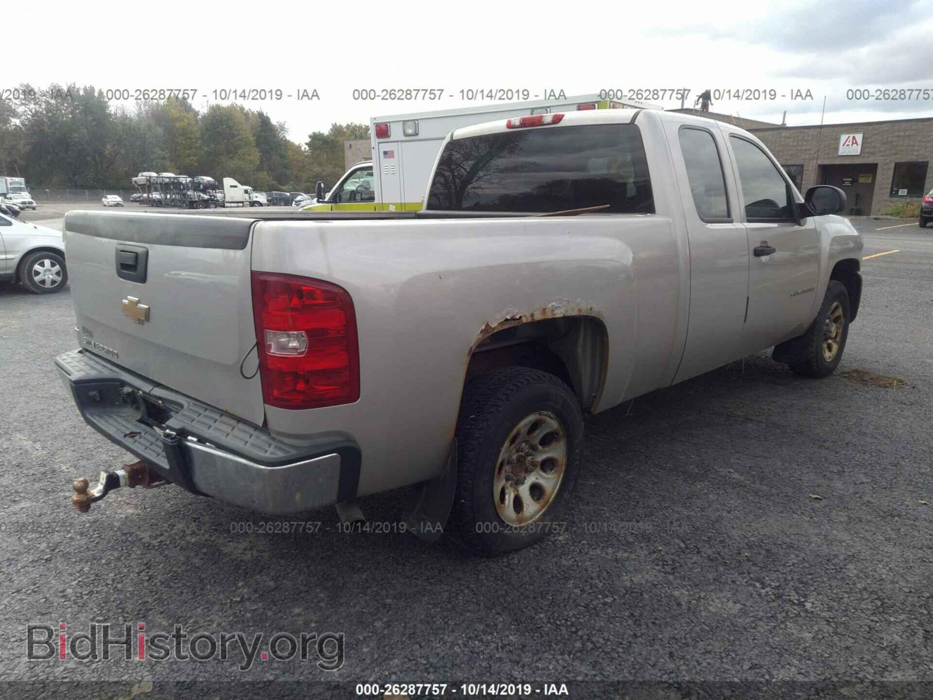 2007 CHEVROLET SILVERADO - VIN: 2GCEC19CX71603116 - Фото 4