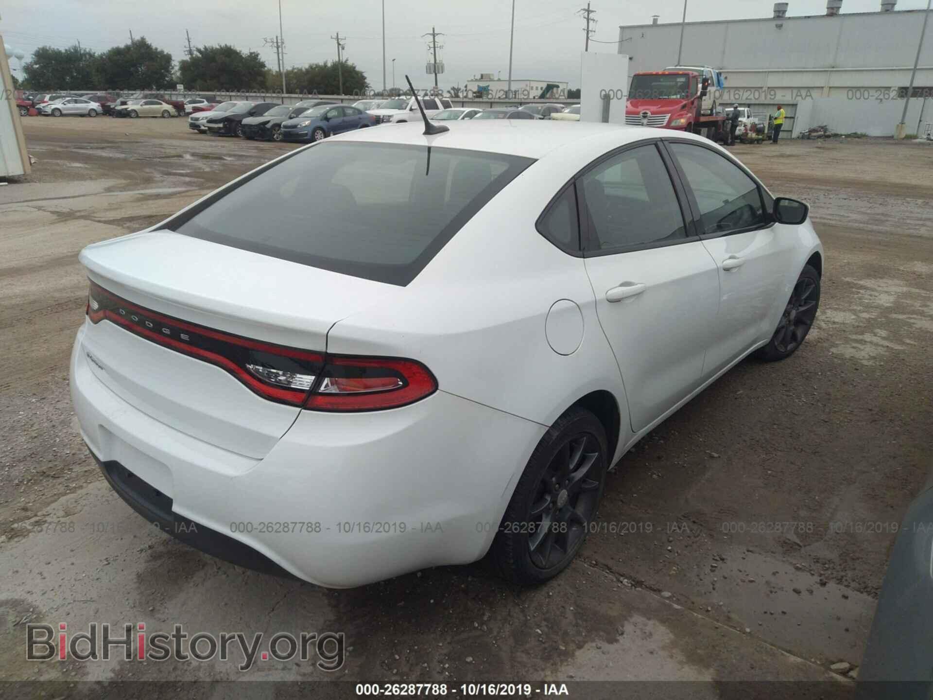 2016 Dodge Dart - VIN: 1C3CDFAA2GD577535 - Photo 4