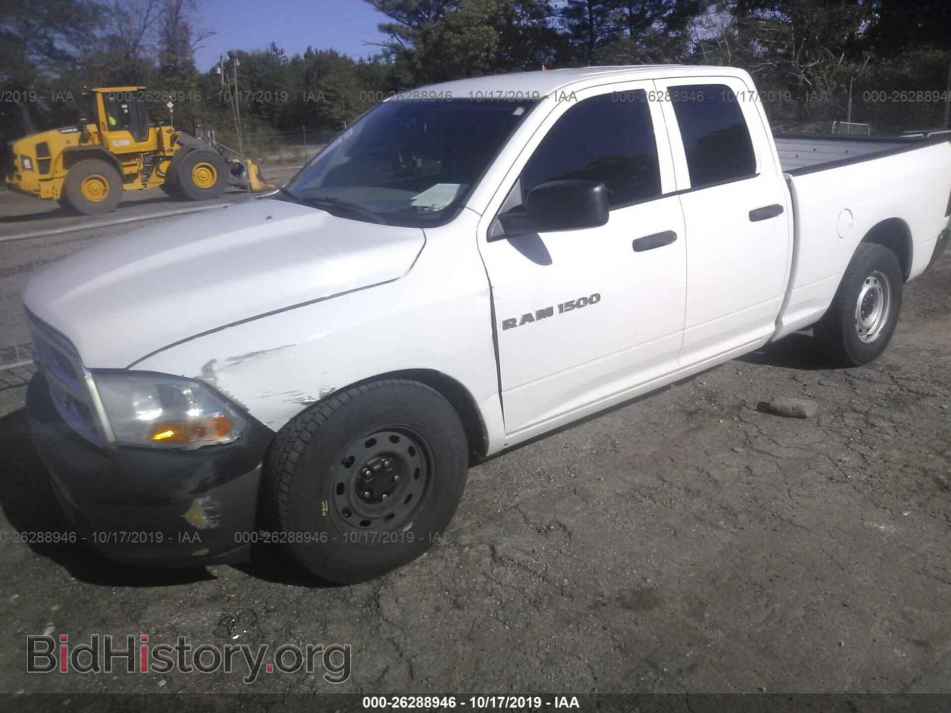 2011 DODGE RAM 1500 - VIN: 1D7RB1GK8BS526453 - Фото 2