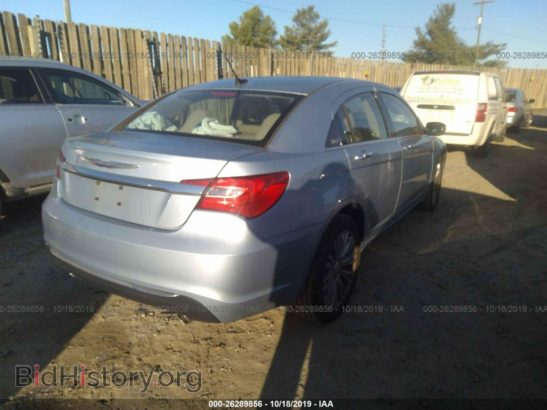 2013 CHRYSLER 200 - VIN: 1C3CCBCG8DN631942 - Фото 4