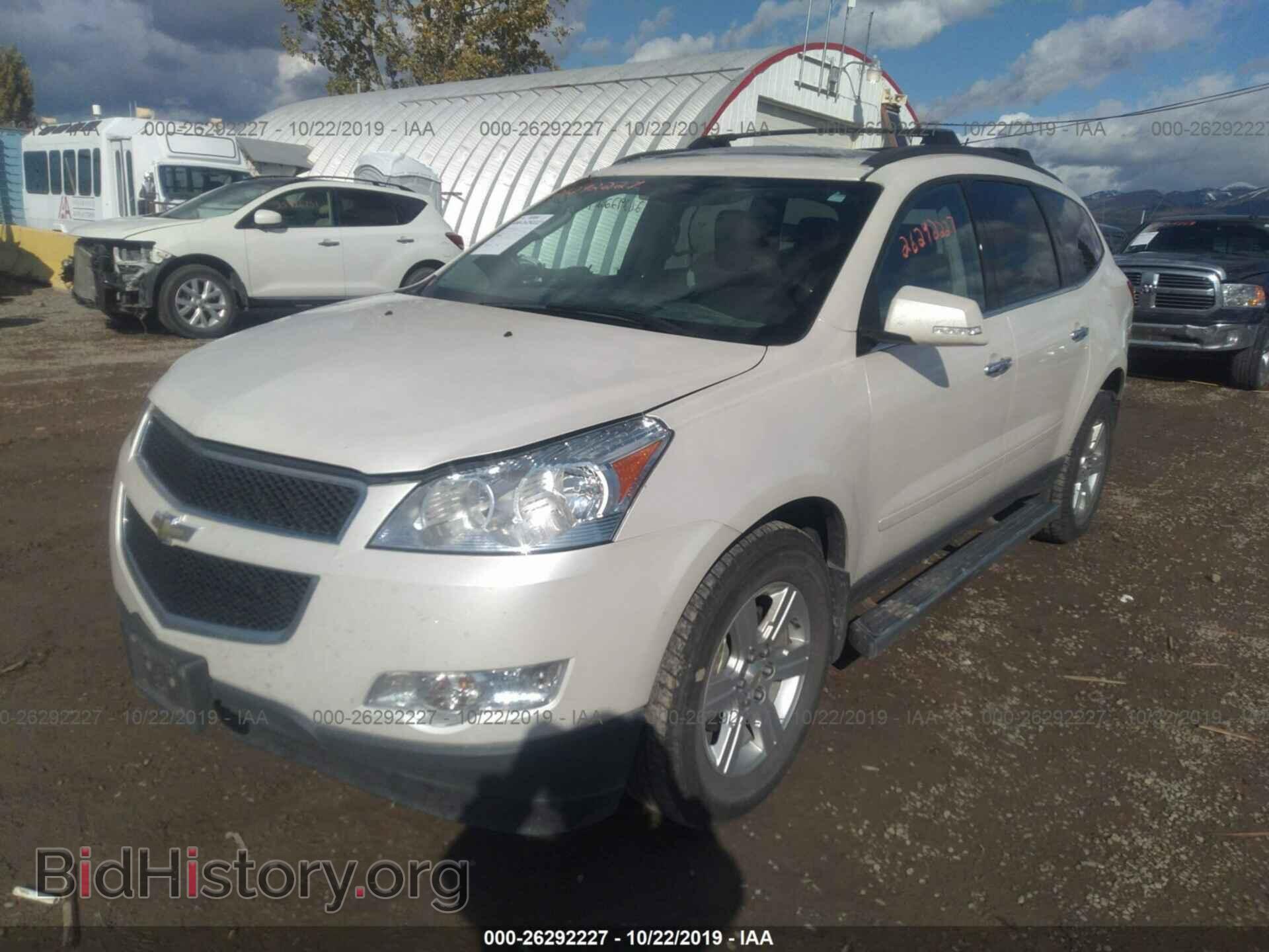 2012 CHEVROLET TRAVERSE - VIN: 1GNKVGEDXCJ192676 - Фото 2