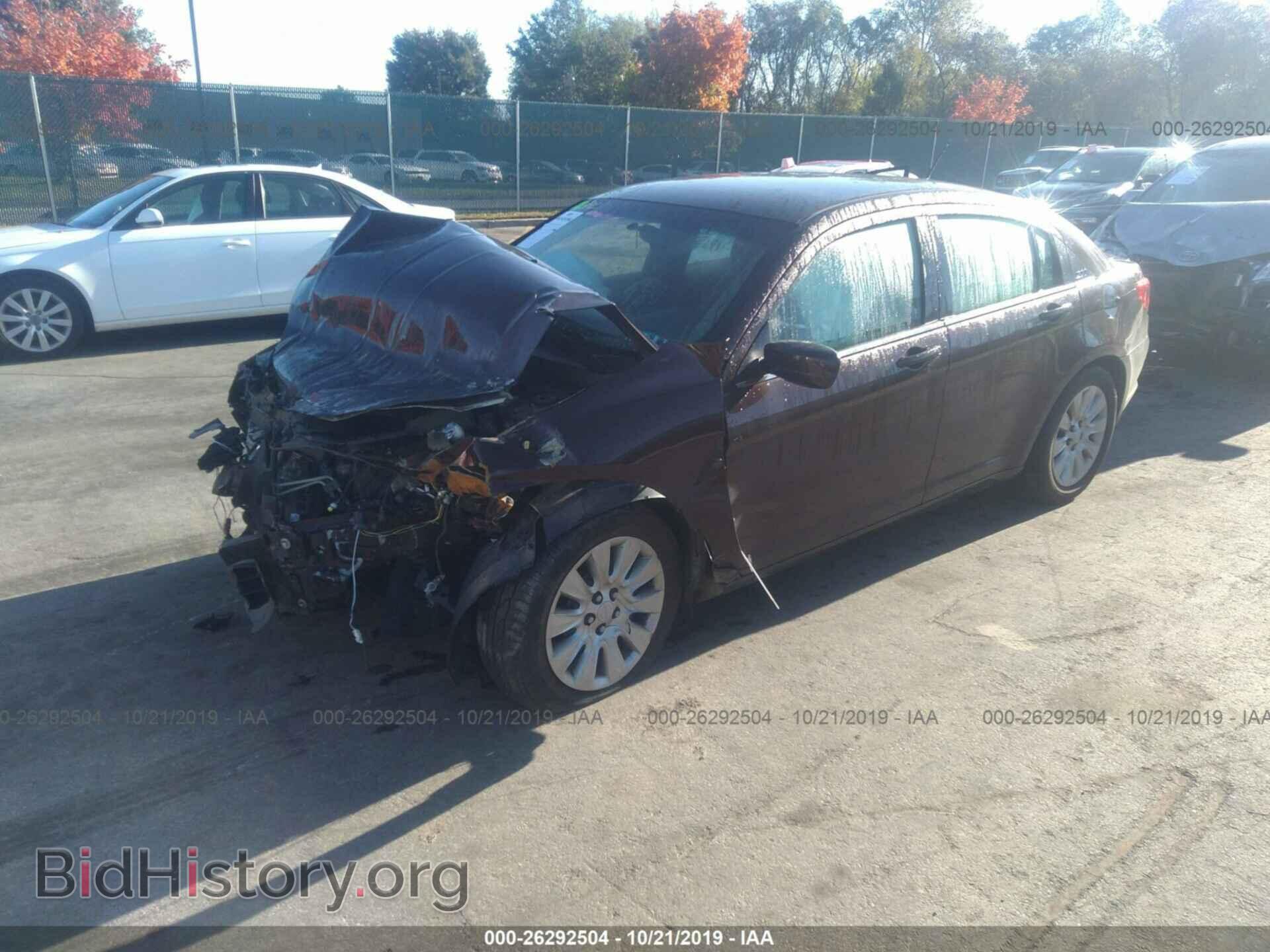 2013 CHRYSLER 200 - VIN: 1C3CCBAB1DN648363 - Photo 2