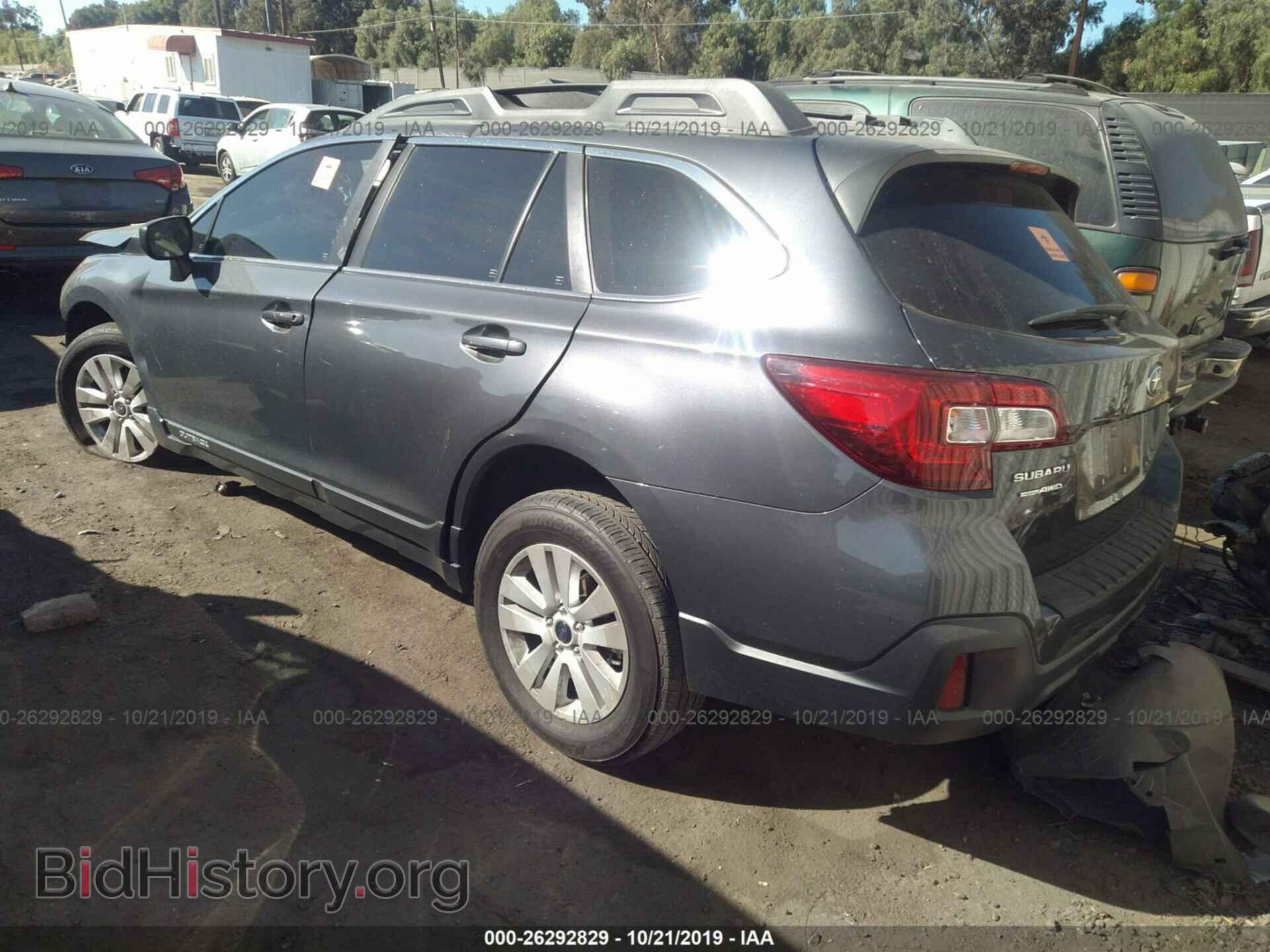 2018 SUBARU OUTBACK - VIN: 4S4BSAAC2J3208149 - Фото 3