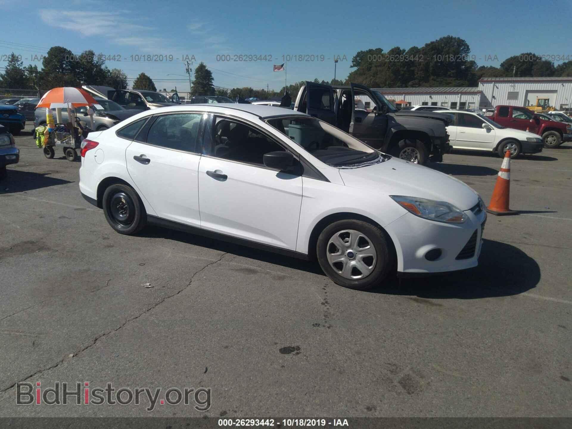Photo 1FADP3E2XEL277887 - Ford Focus 2014