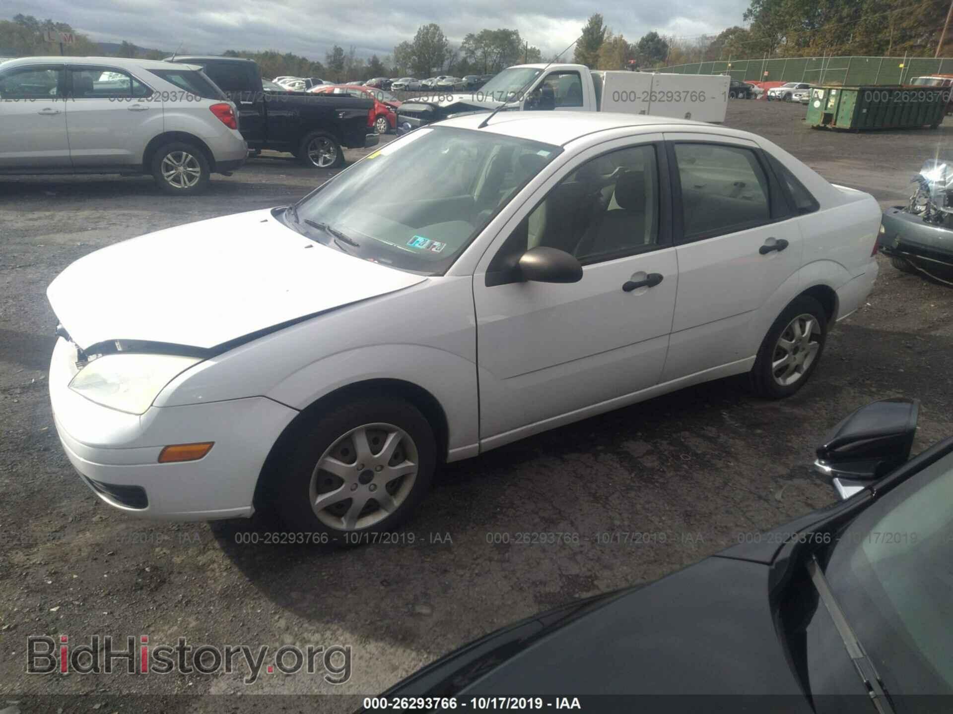 2005 FORD FOCUS - VIN: 1FAFP34N45W196709 - Фото 2