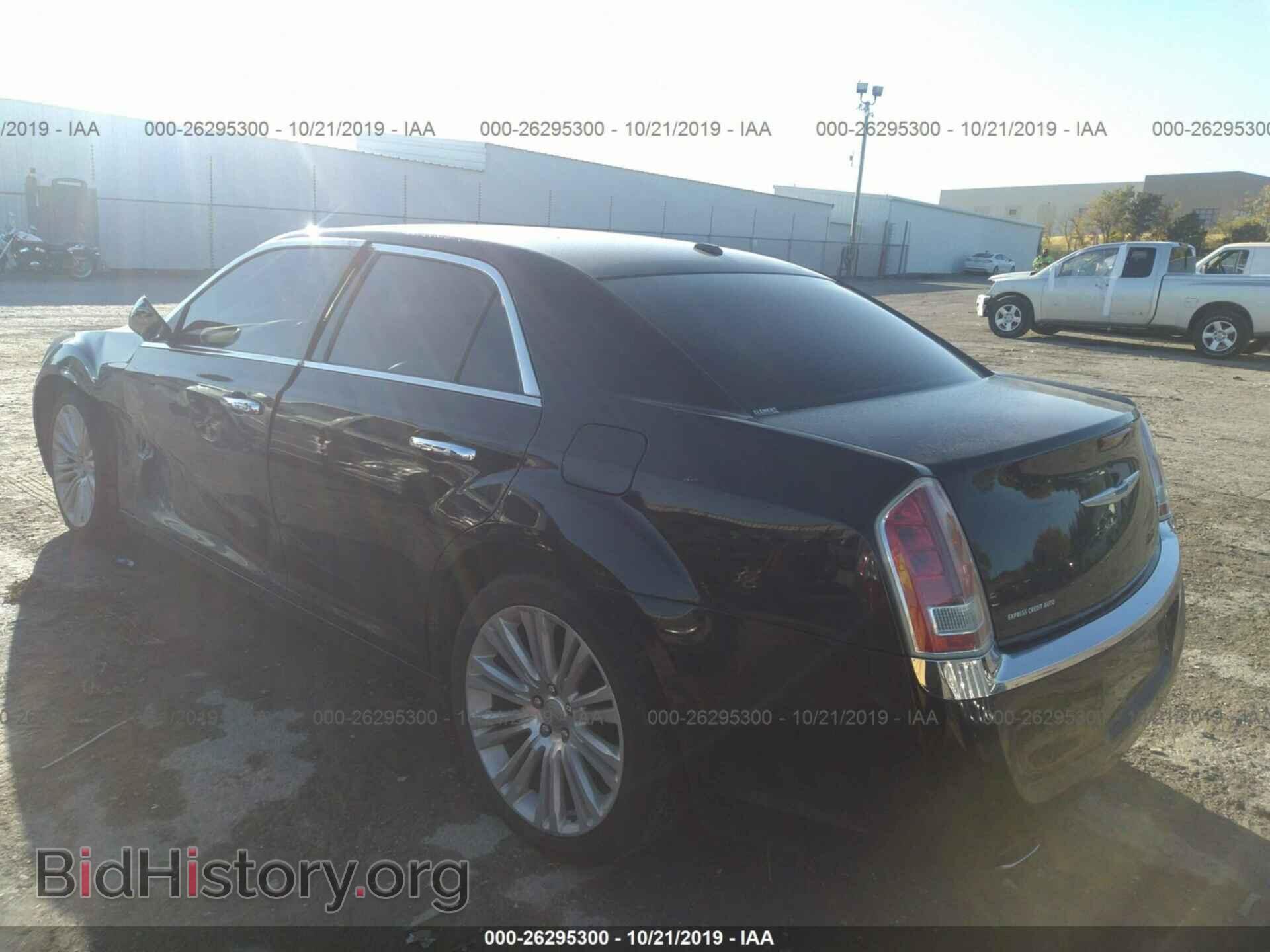 2012 CHRYSLER 300 - VIN: 2C3CCACGXCH223055 - Фото 3