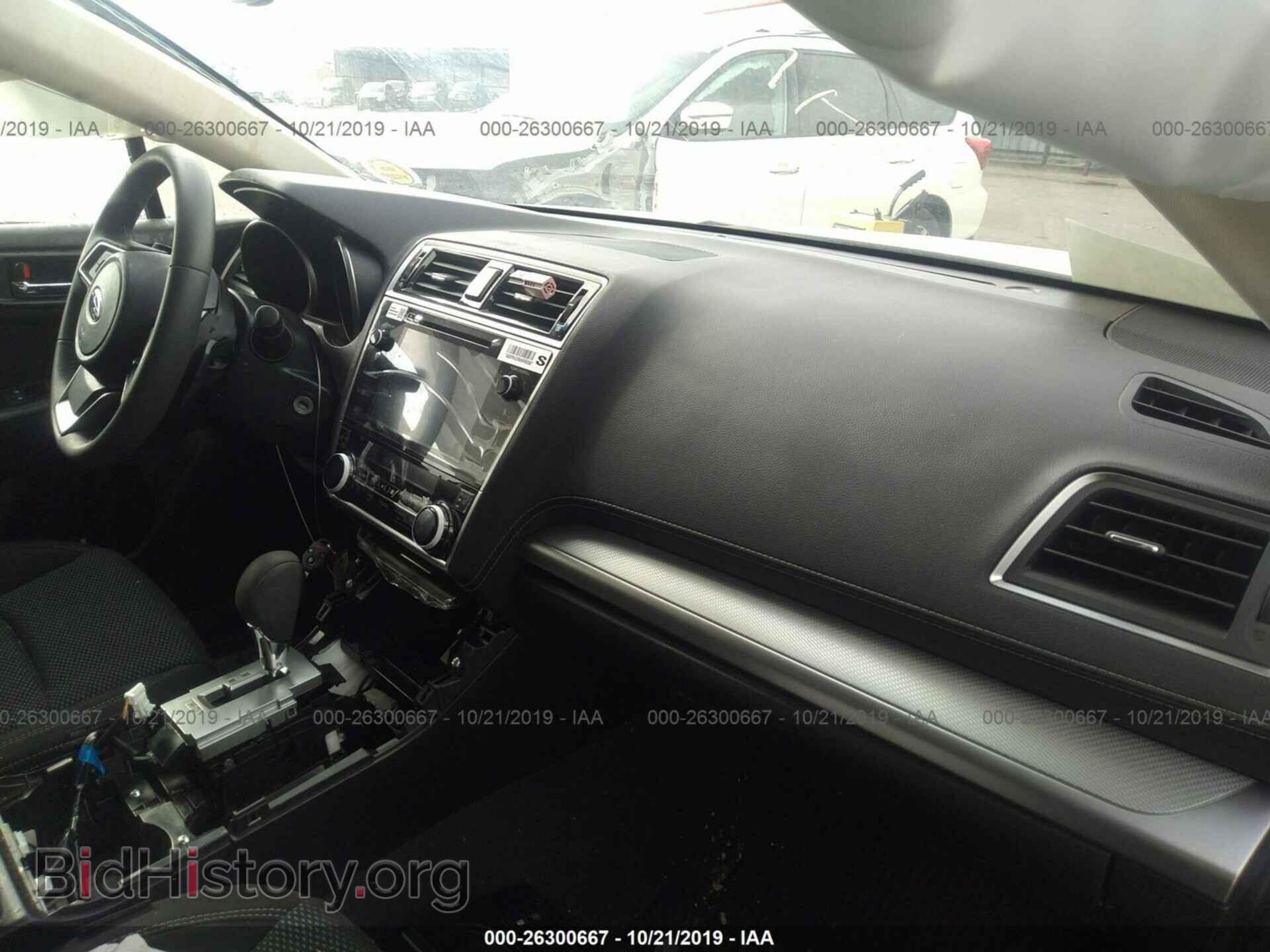 2019 SUBARU OUTBACK - VIN: 4S4BSAFC4K3319036 - Фото 5
