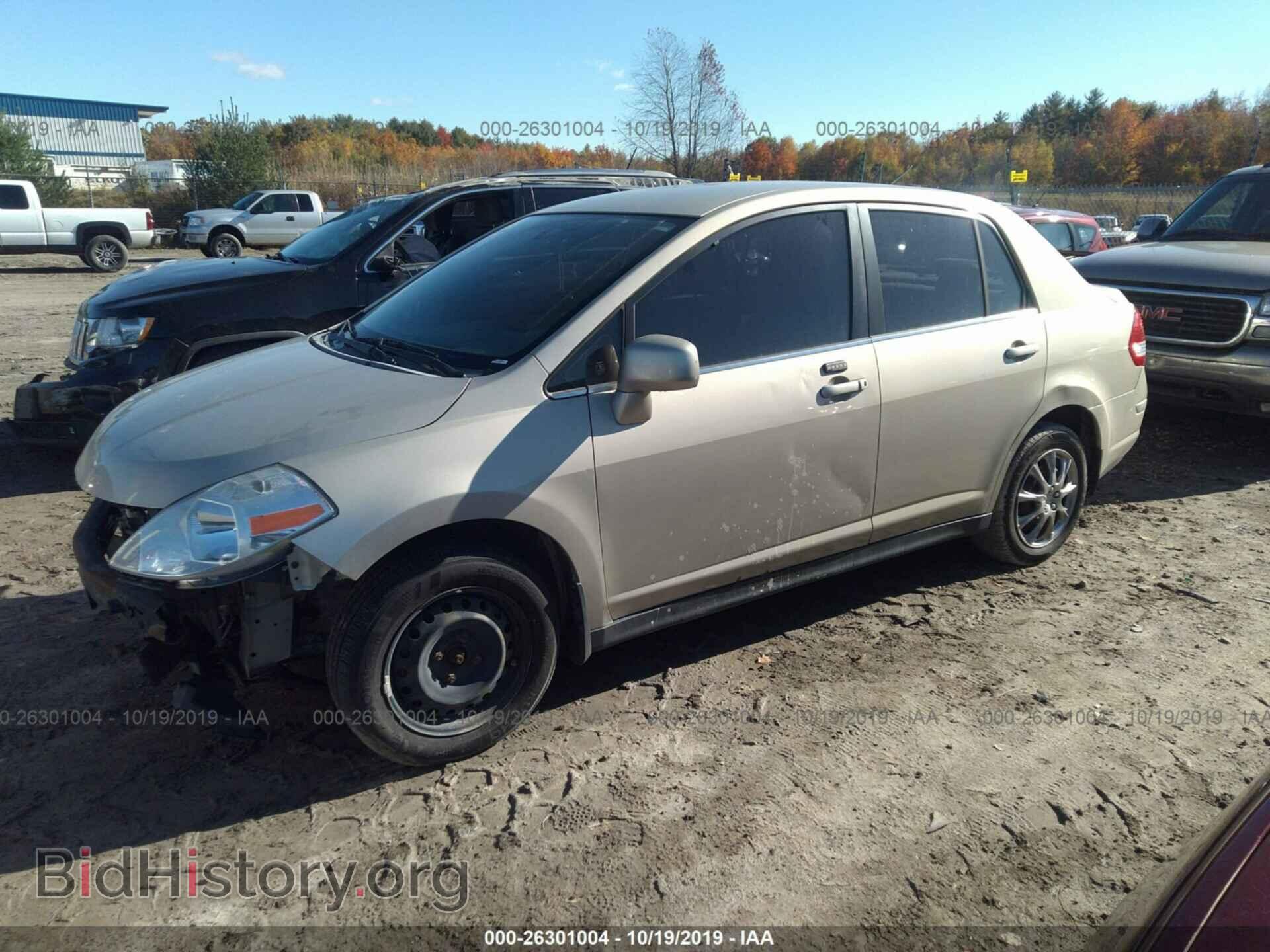 2007 NISSAN VERSA - VIN: 3N1BC11E17L439949 - Фото 2