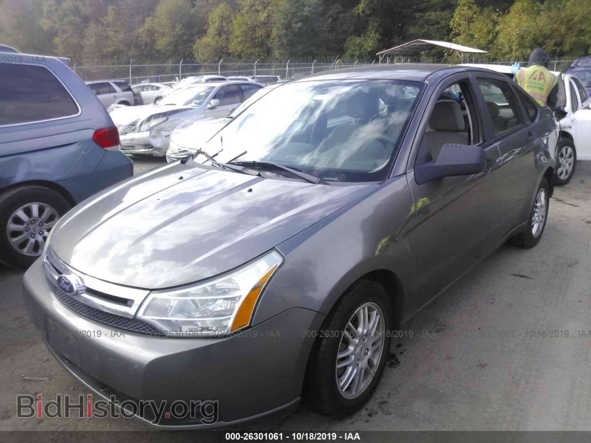 2011 FORD FOCUS - VIN: 1FAHP3FN4BW118903 - Photo 2