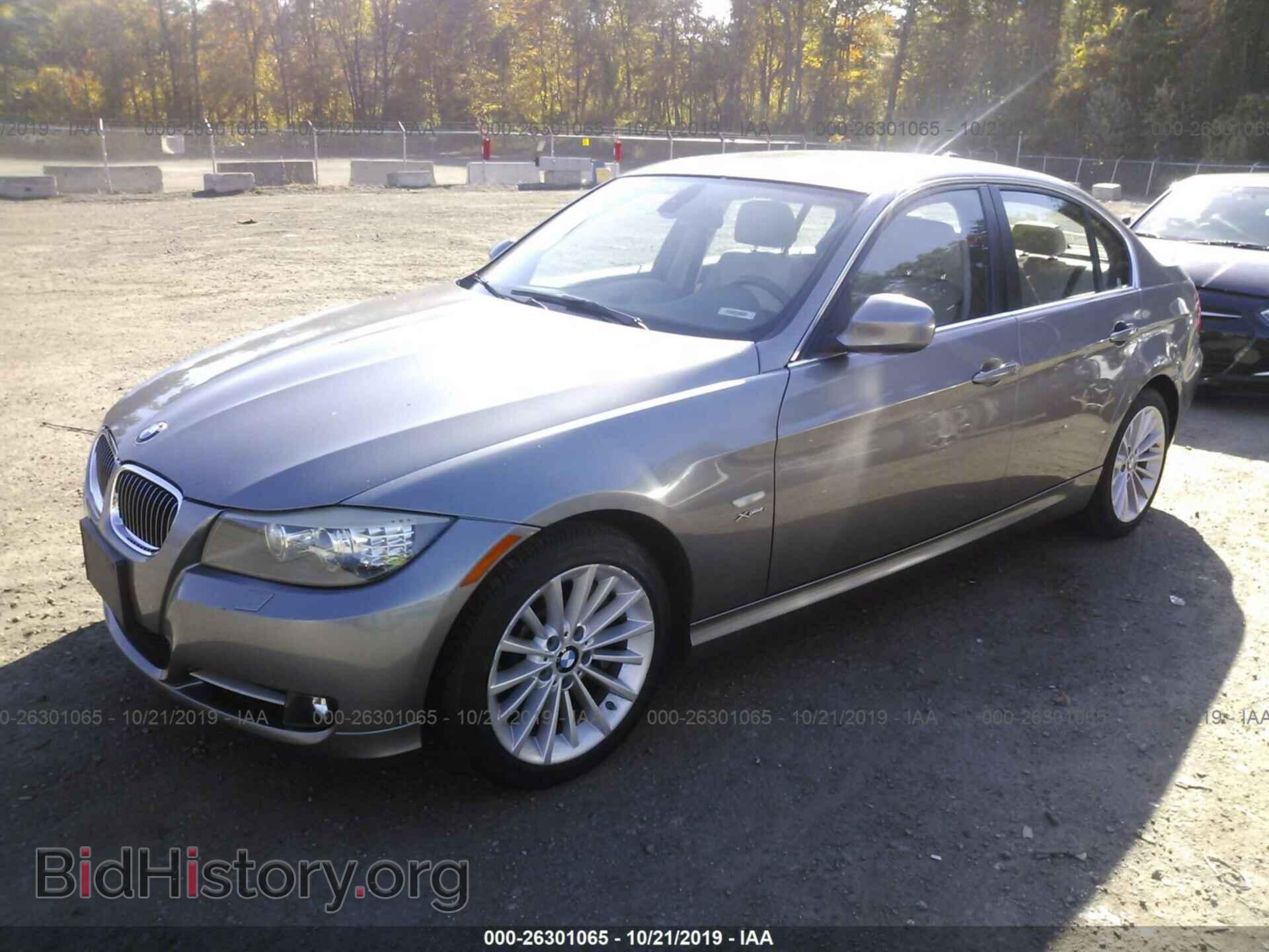 2011 BMW 335 - VIN: WBAPL5C58BA918860 - Фото 2