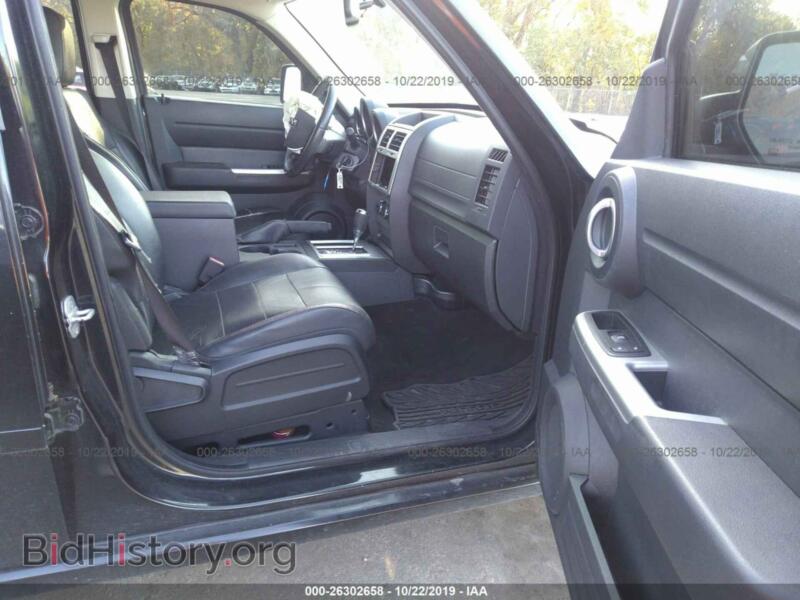 2008 Dodge NITRO (VIN 1D8GT58688W127634) — фото 5 из 11