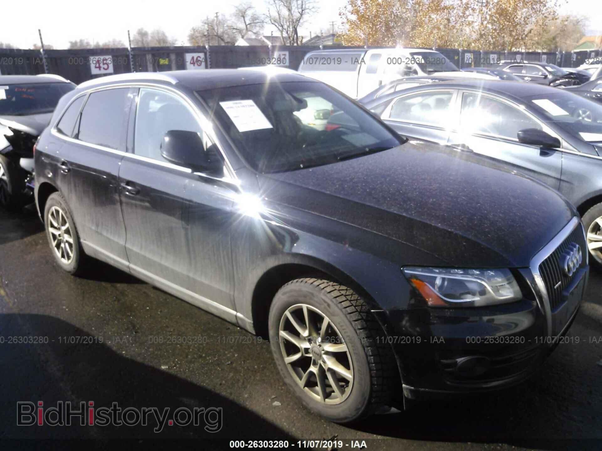 Фотография WA1LFAFP5BA011640 - AUDI Q5 2011