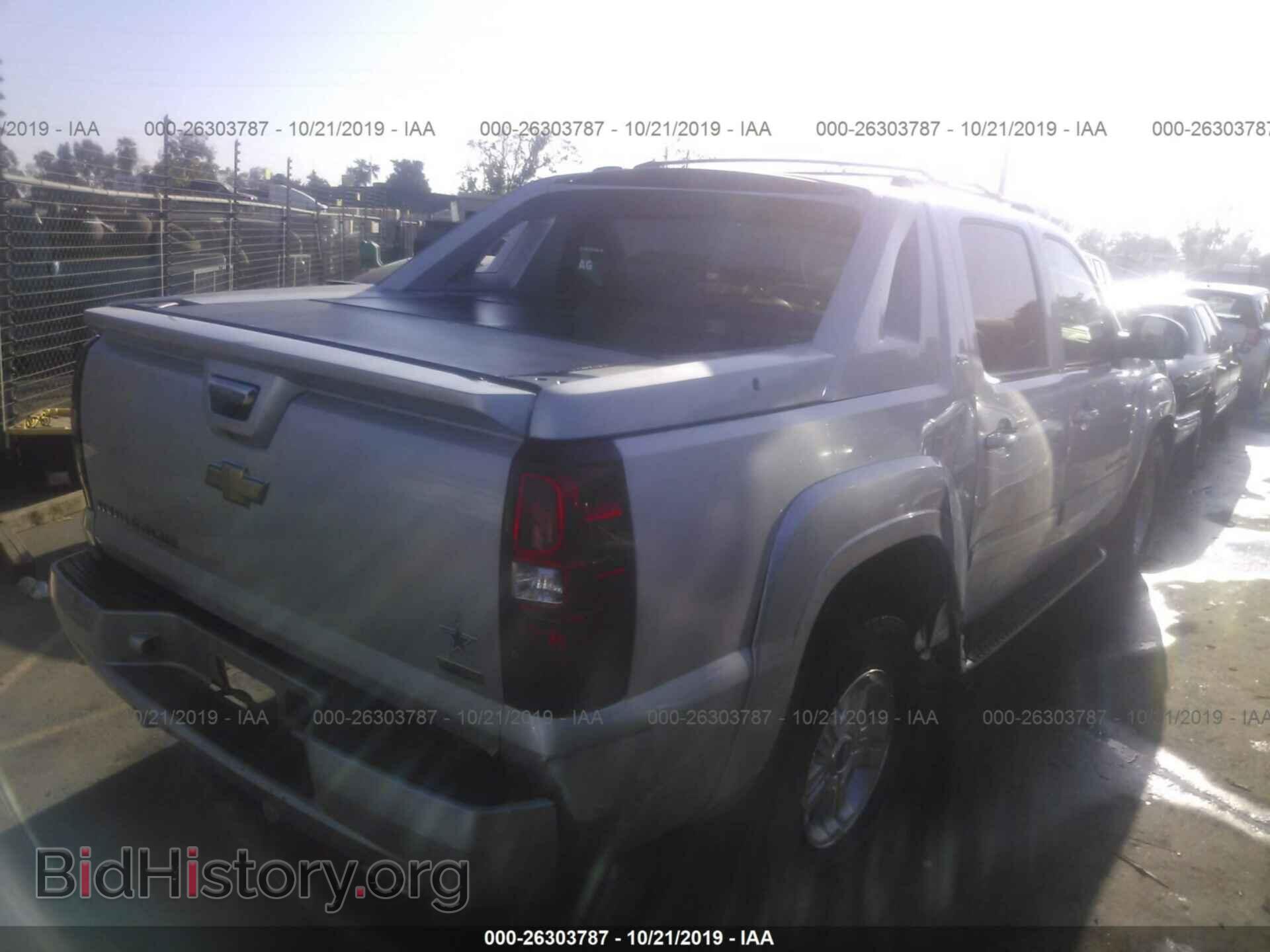 2011 CHEVROLET AVALANCHE - VIN: 3GNTKFE31BG191852 - Фото 4