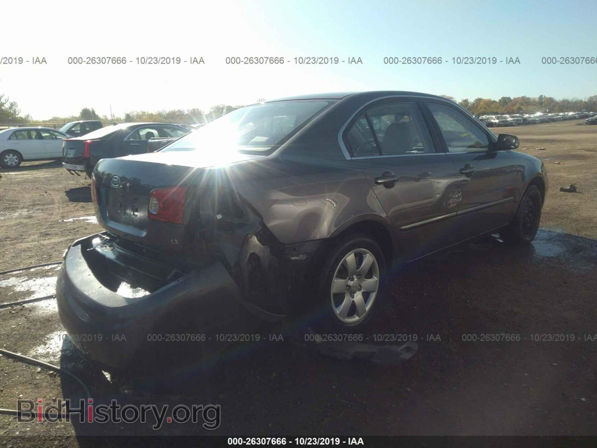 2007 KIA OPTIMA - VIN: KNAGE123775143924 - Фото 4