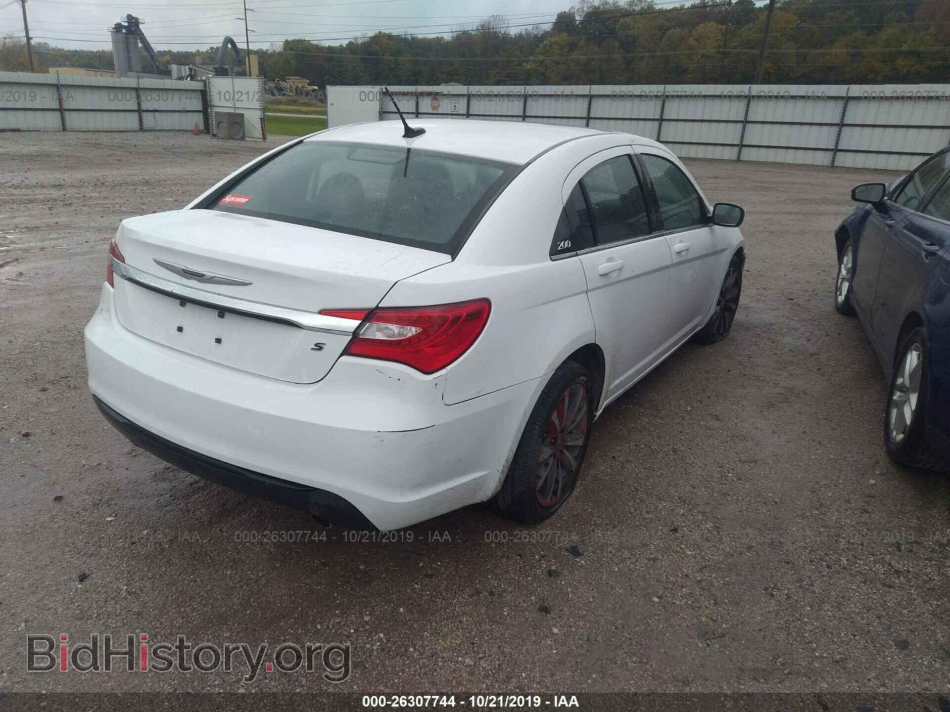 2013 CHRYSLER 200 - VIN: 1C3CCBCG7DN520976 - Photo 4