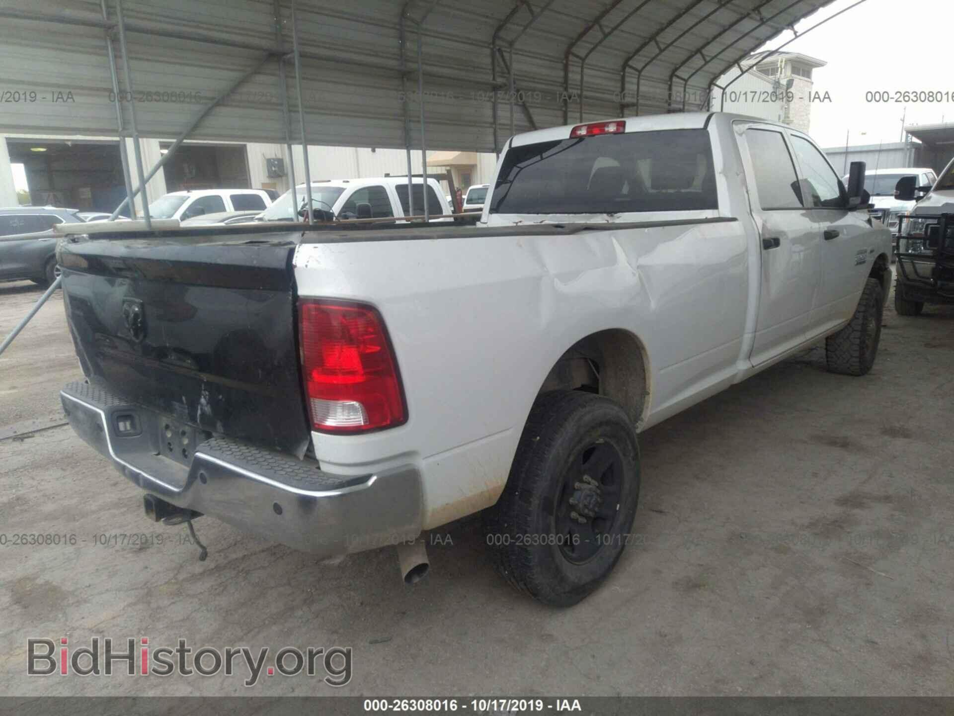 2017 RAM 2500 - VIN: 3C6UR5HJ2HG760172 - Фото 4