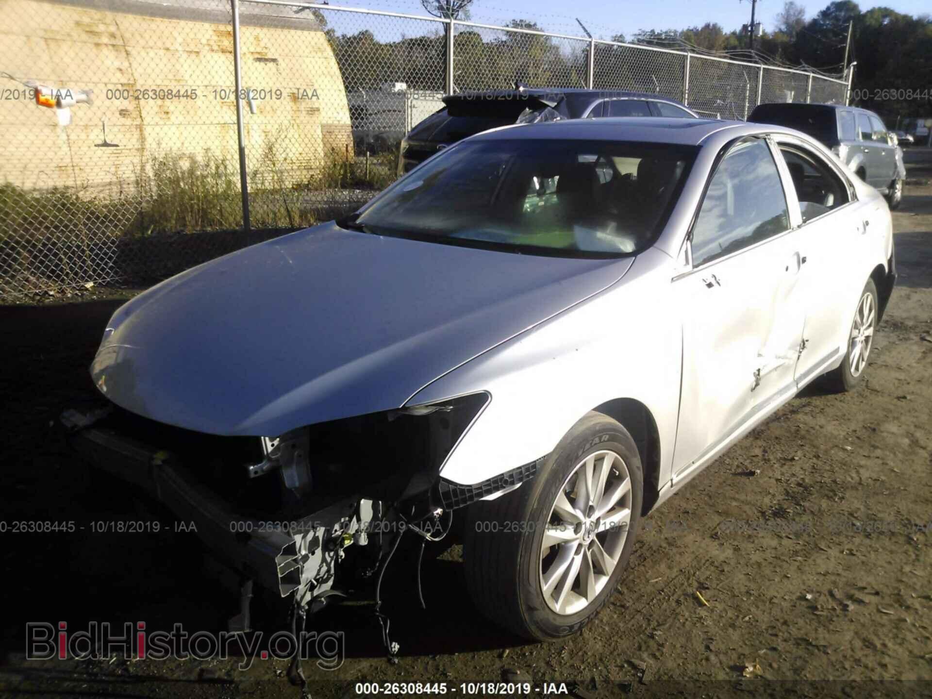 2011 LEXUS ES - VIN: JTHBK1EG7B2433688 - Photo 2