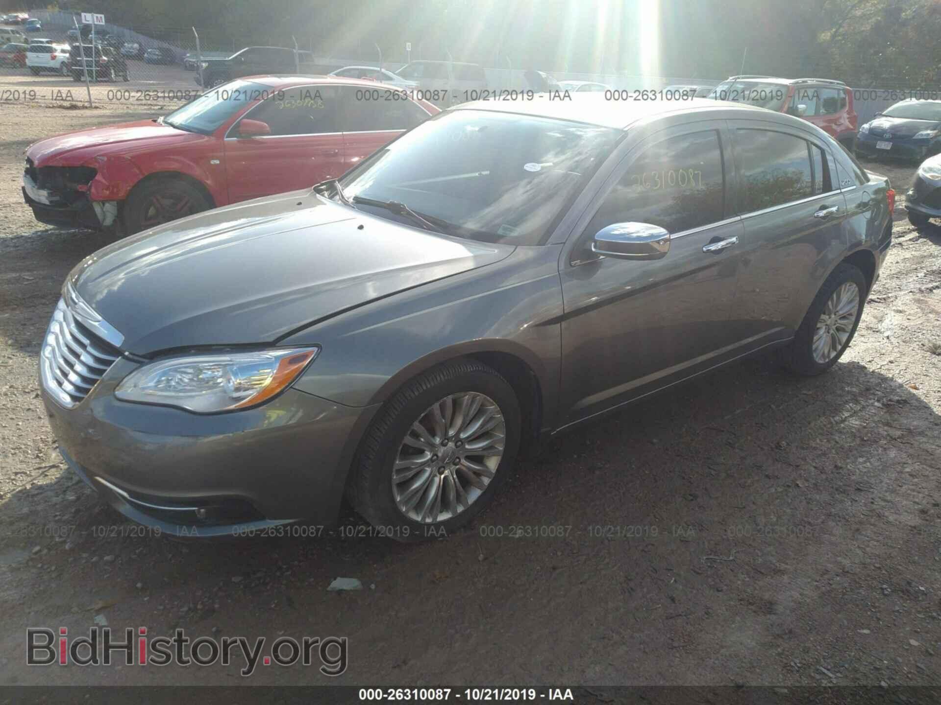2013 CHRYSLER 200 - VIN: 1C3CCBCG7DN700216 - Photo 2