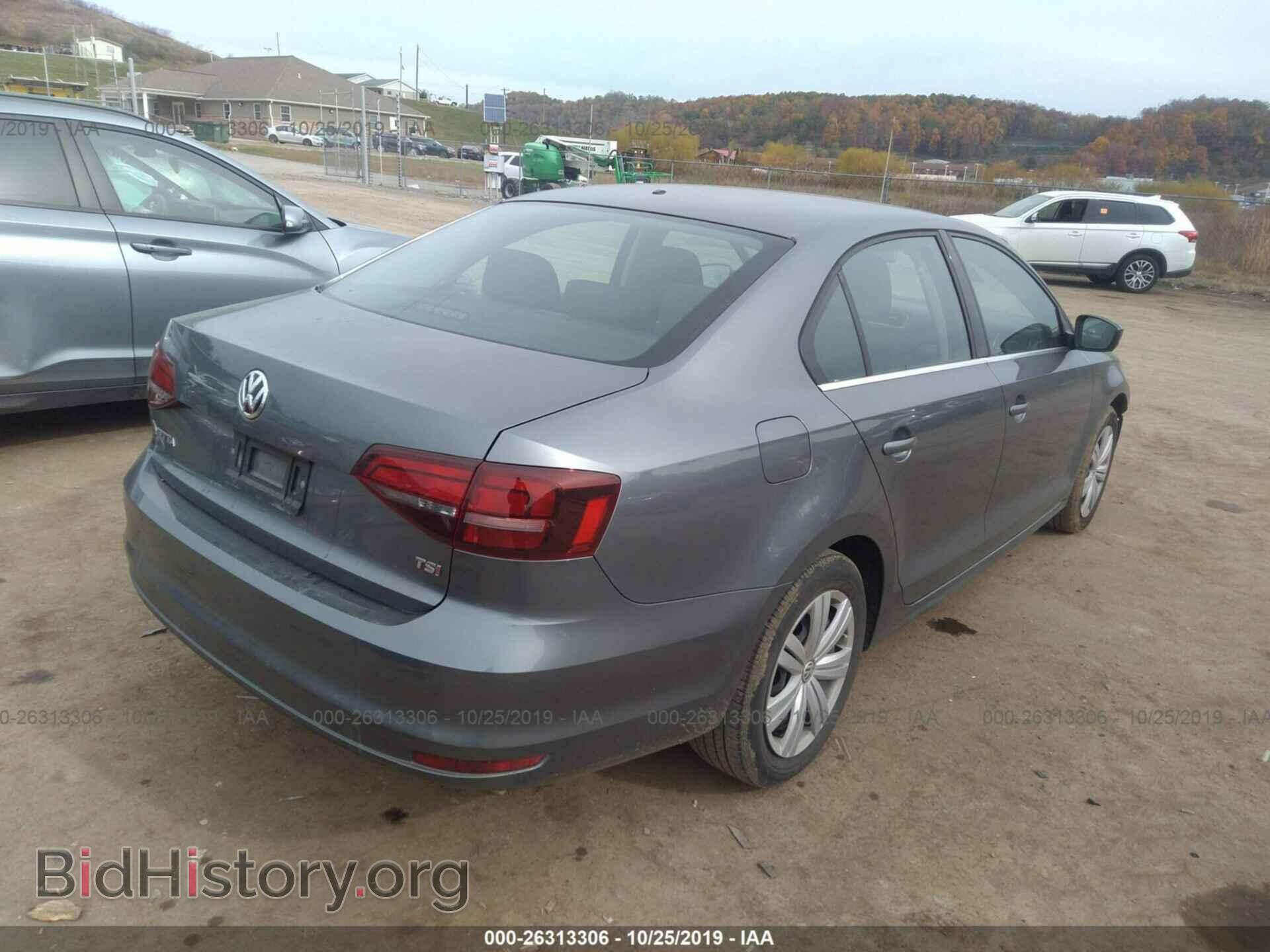 2017 VOLKSWAGEN JETTA - VIN: 3VW2B7AJ6HM415168 - Фото 4