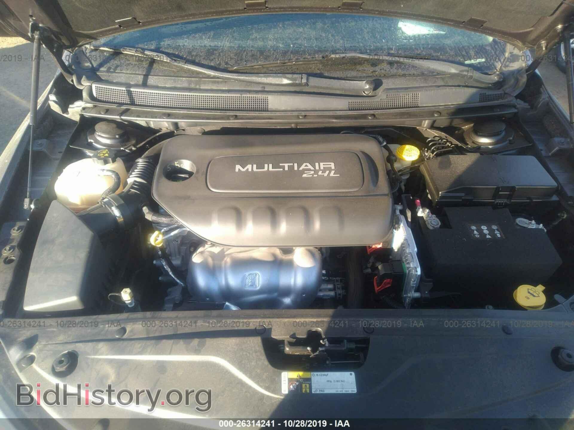 2015 CHRYSLER 200 - VIN: 1C3CCCAB6FN718898 - Фото 10