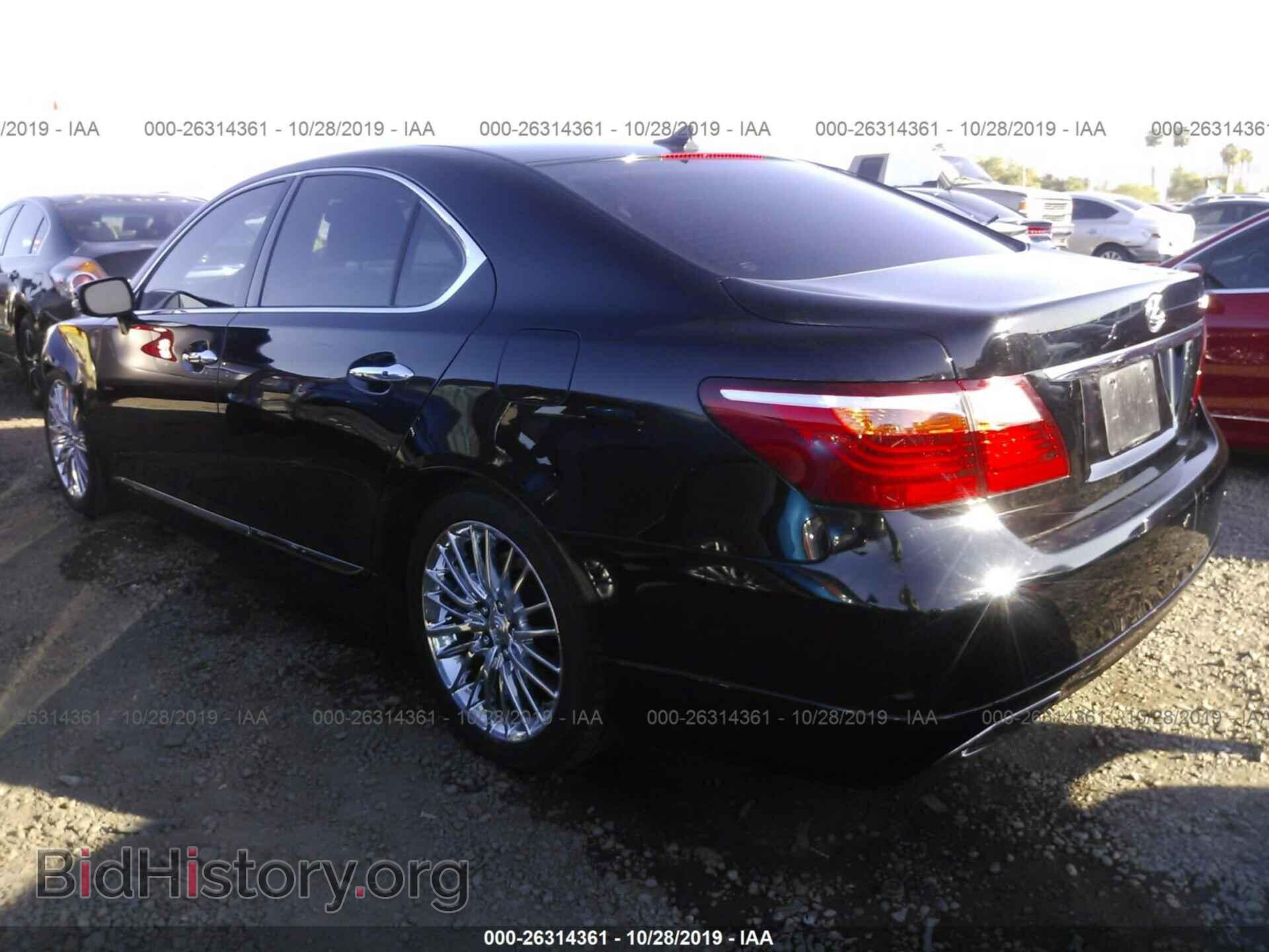 2011 LEXUS LS - VIN: JTHBL5EF2B5102432 - Photo 3