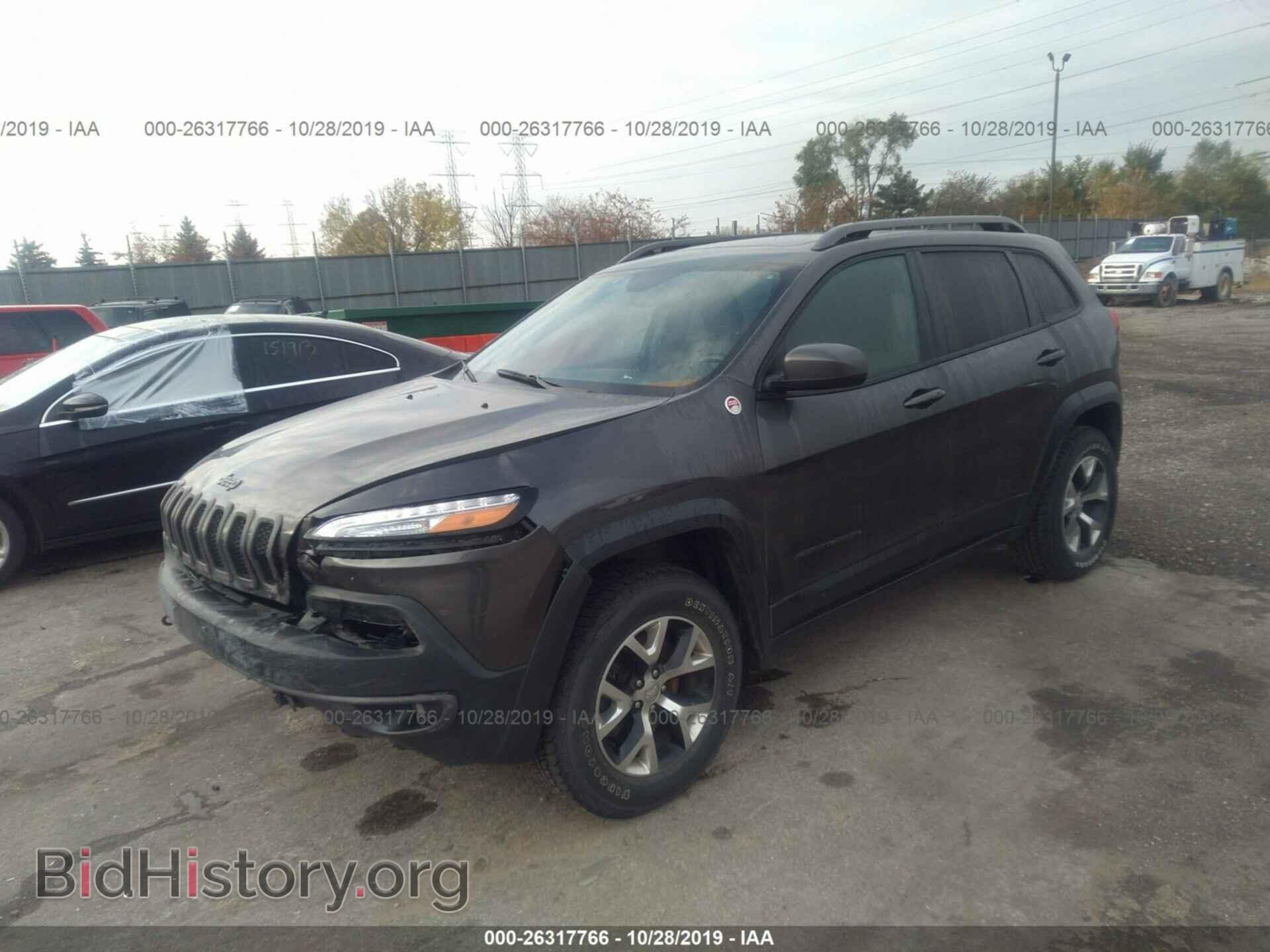 2014 Jeep Cherokee - VIN: 1C4PJMBS8EW180463 - Photo 2