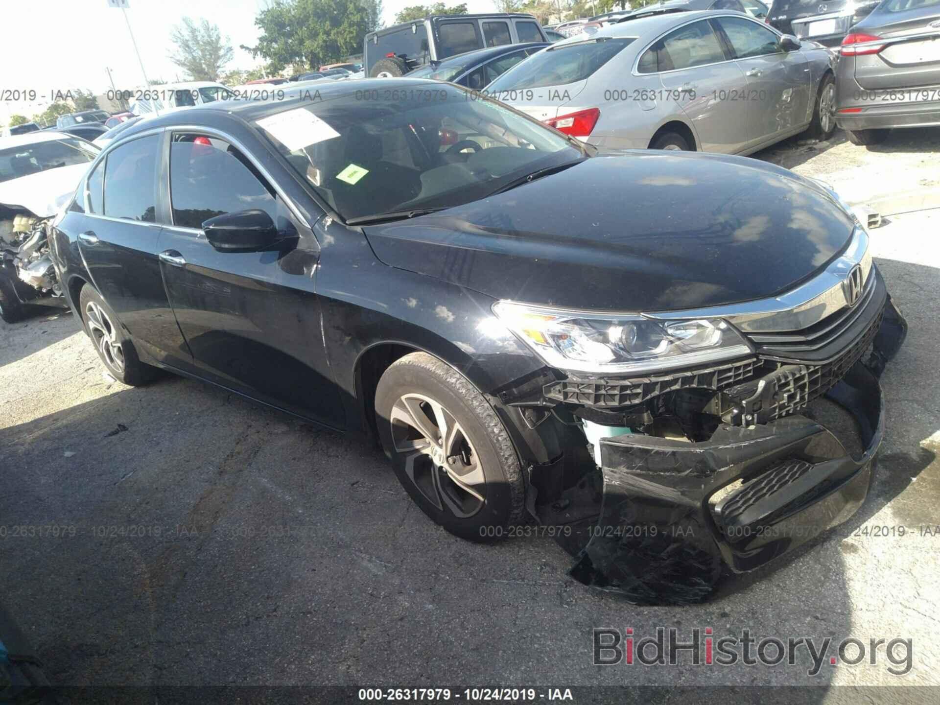 Photo 1HGCR2F36HA199031 - HONDA ACCORD 2017