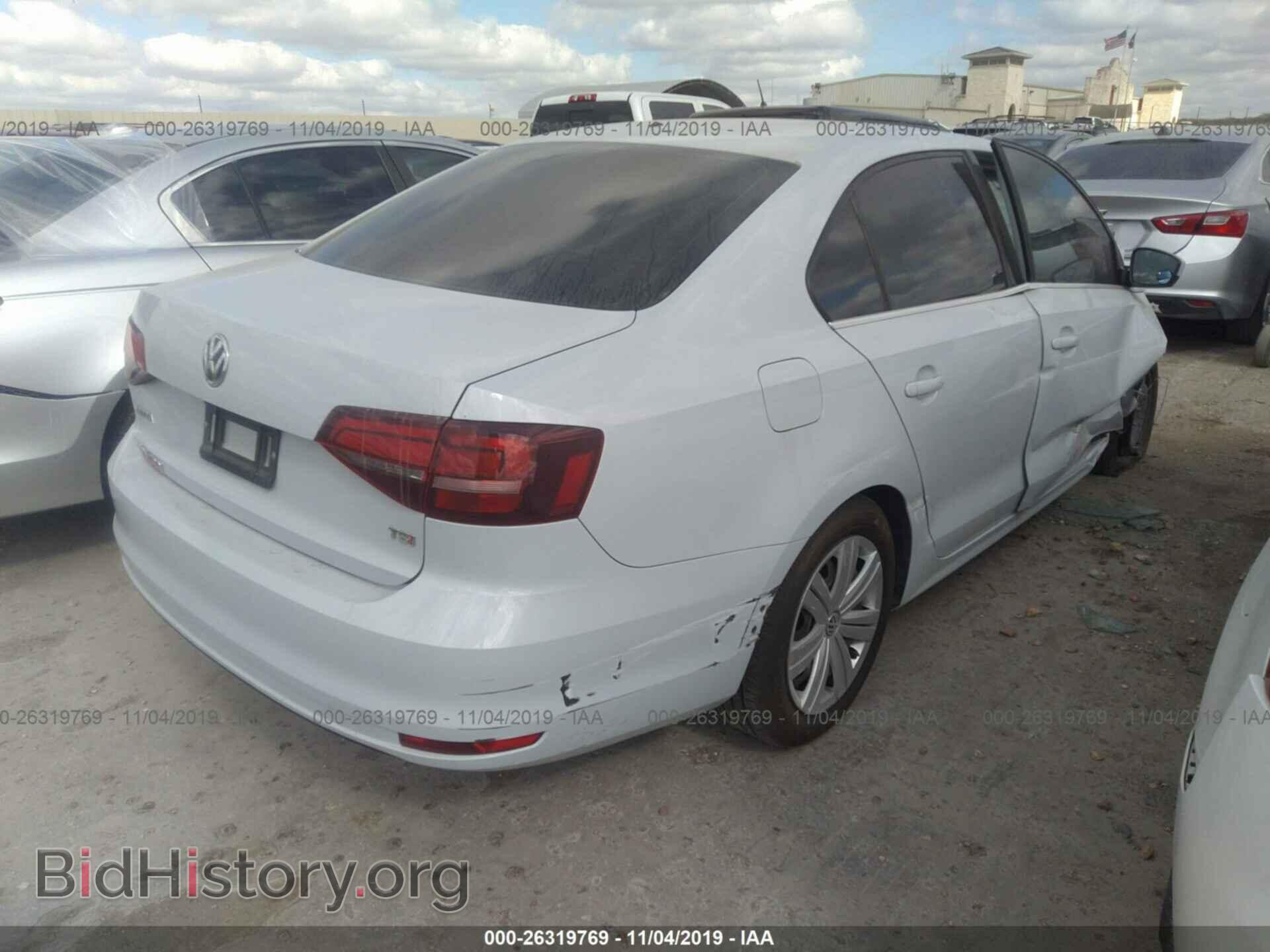 2017 VOLKSWAGEN JETTA - VIN: 3VW2B7AJ8HM237599 - Фото 4