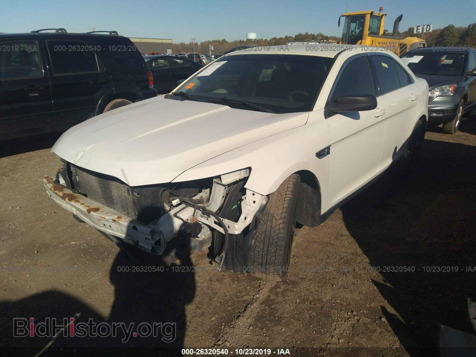2011 FORD TAURUS - VIN: 1FAHP2DW4BG180978 - Photo 2