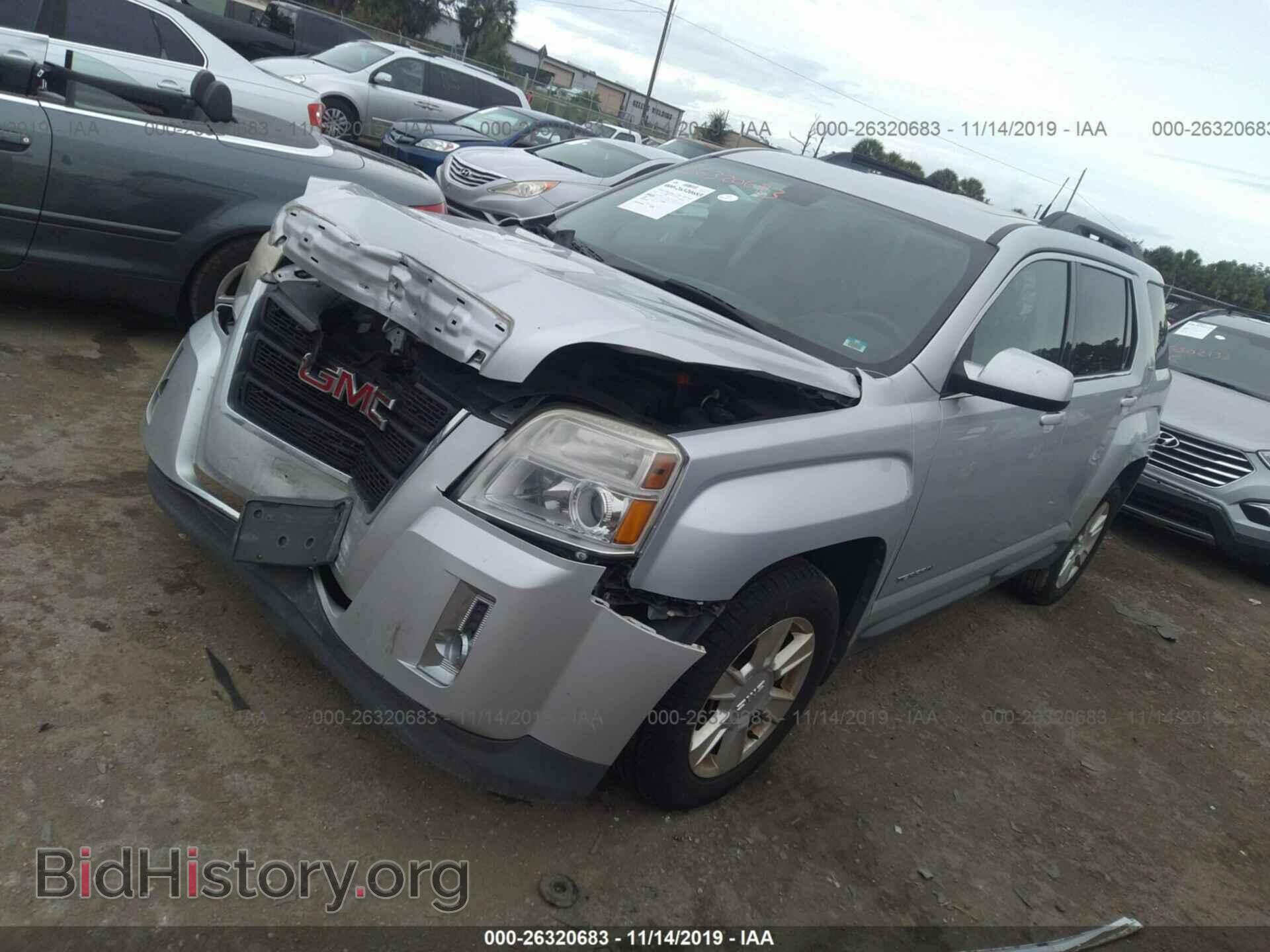 2011 GMC TERRAIN - VIN: 2CTFLTEC2B6458837 - Photo 2
