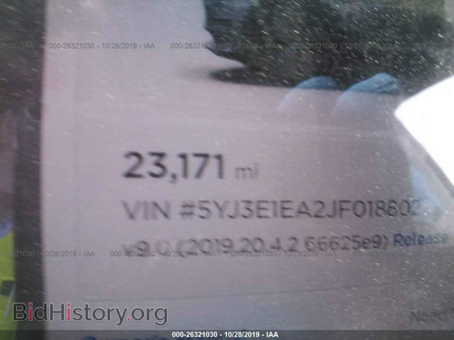 2018 Tesla Model 3 - VIN: 5YJ3E1EA2JF018802 - Photo 7
