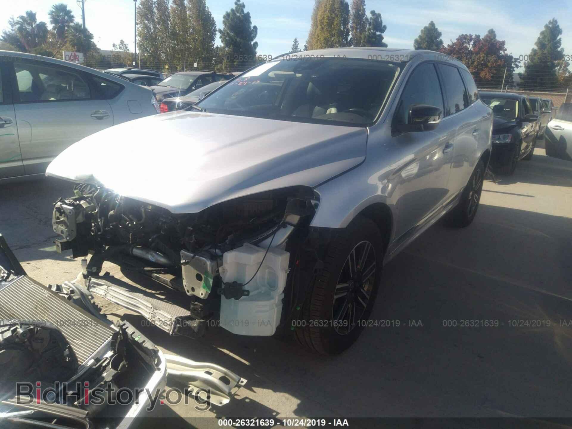 2017 VOLVO XC60 - VIN: YV440MDR4H2222278 - Фото 2