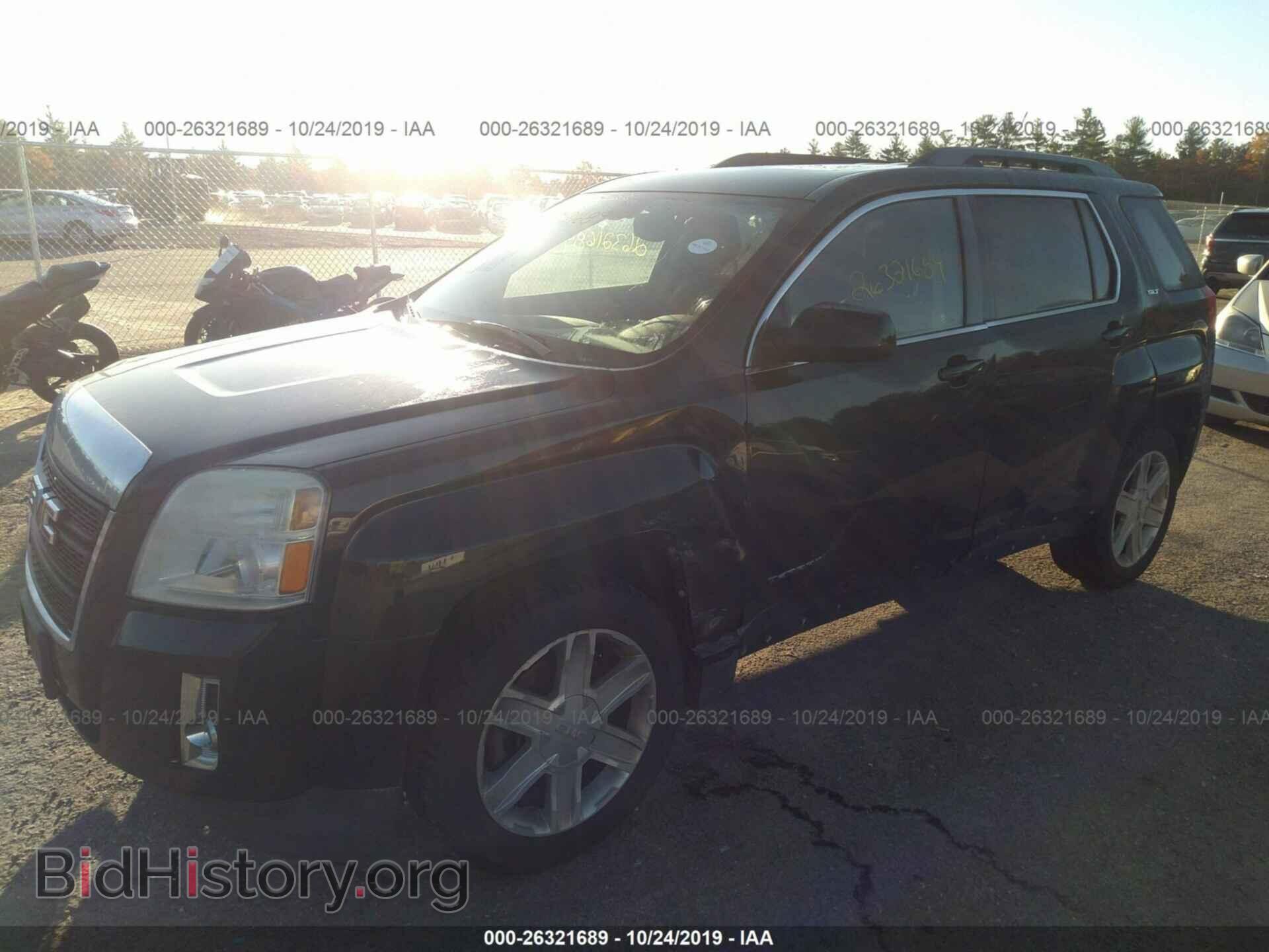 2010 GMC TERRAIN - VIN: 2CTFLGEW1A6305107 - Photo 2