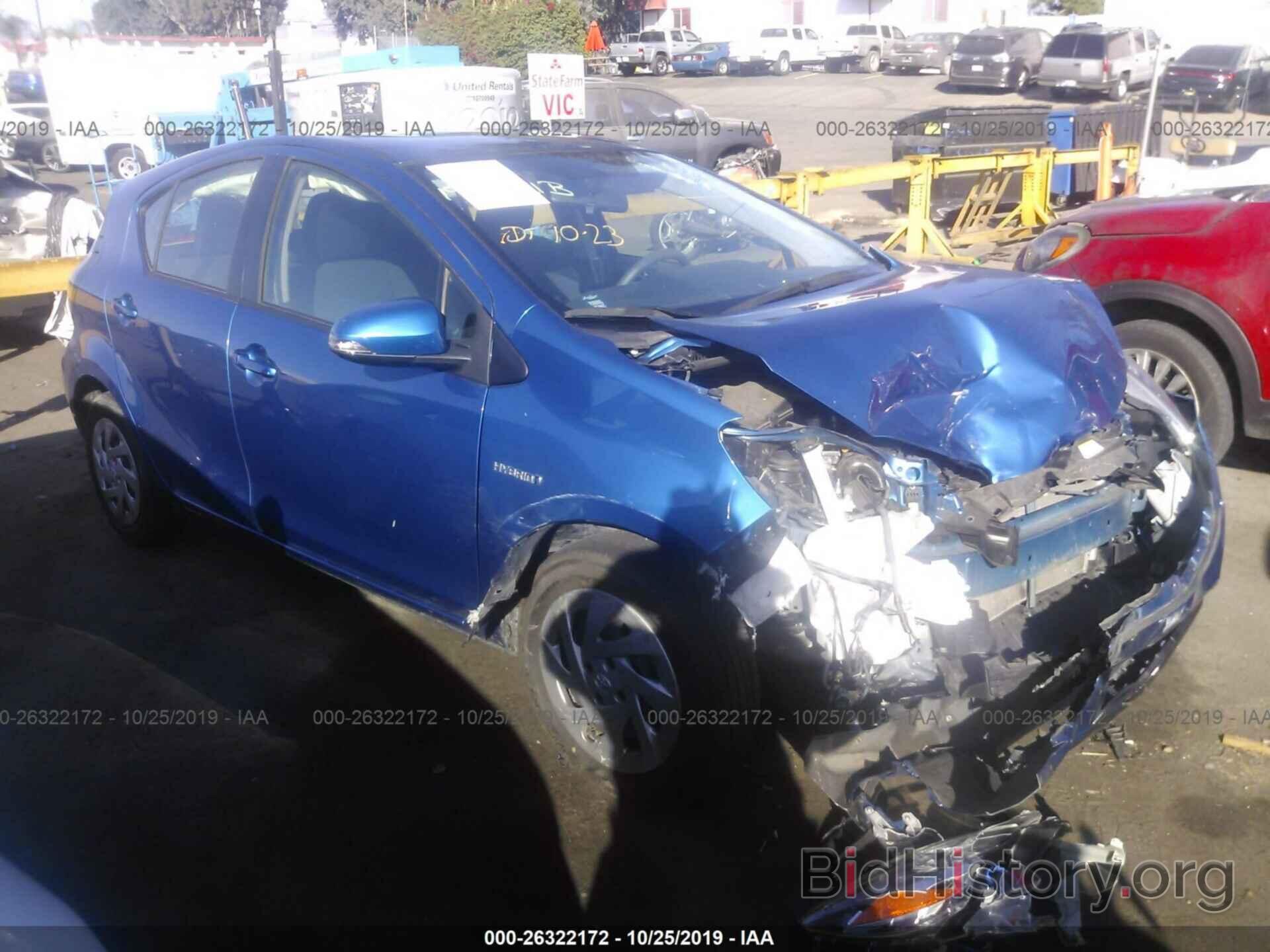 Photo JTDKDTB3XG1131558 - TOYOTA PRIUS C 2016